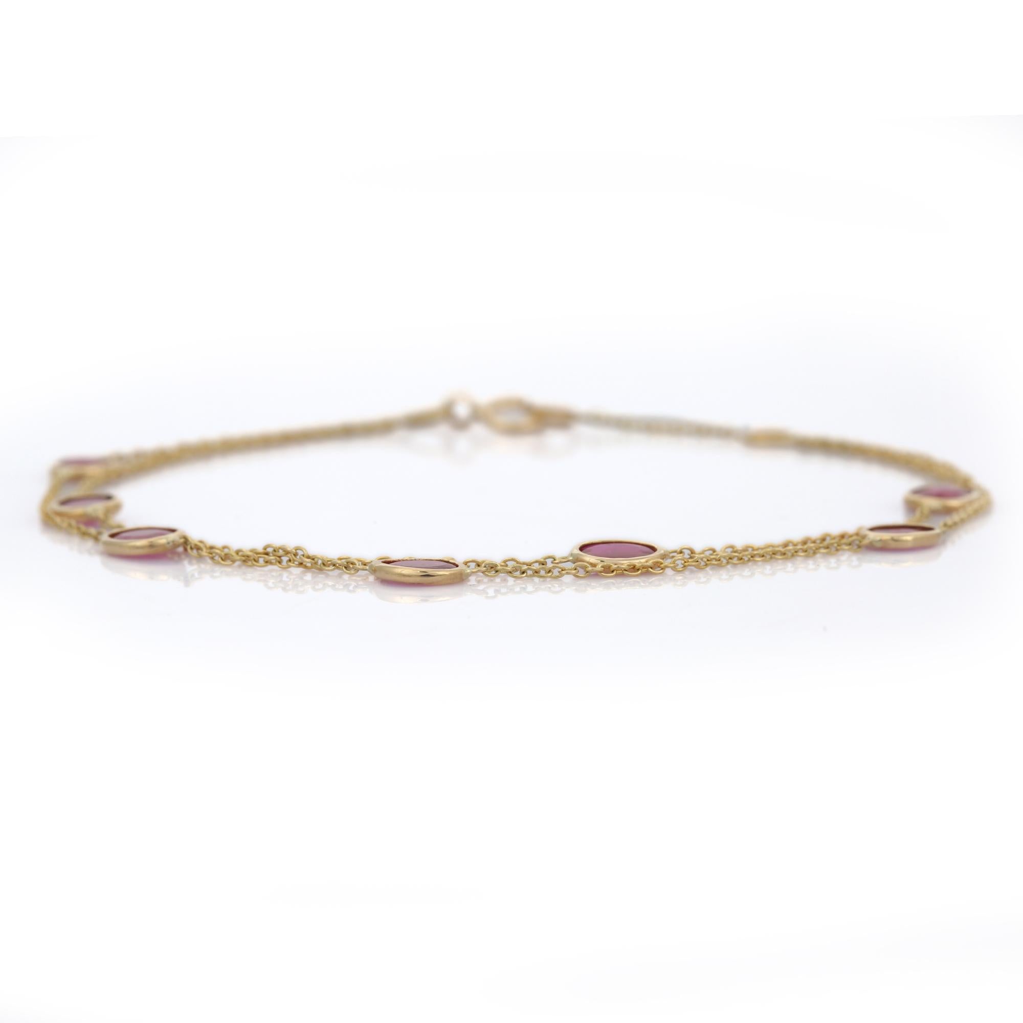 Ruby Chain Bracelet in 18K Yellow Gold  In New Condition For Sale In Houston, TX