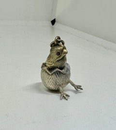 Pulcino di rubino nell'uovo di Pasqua Collana Charm in argento Albert Holmstrom Russo