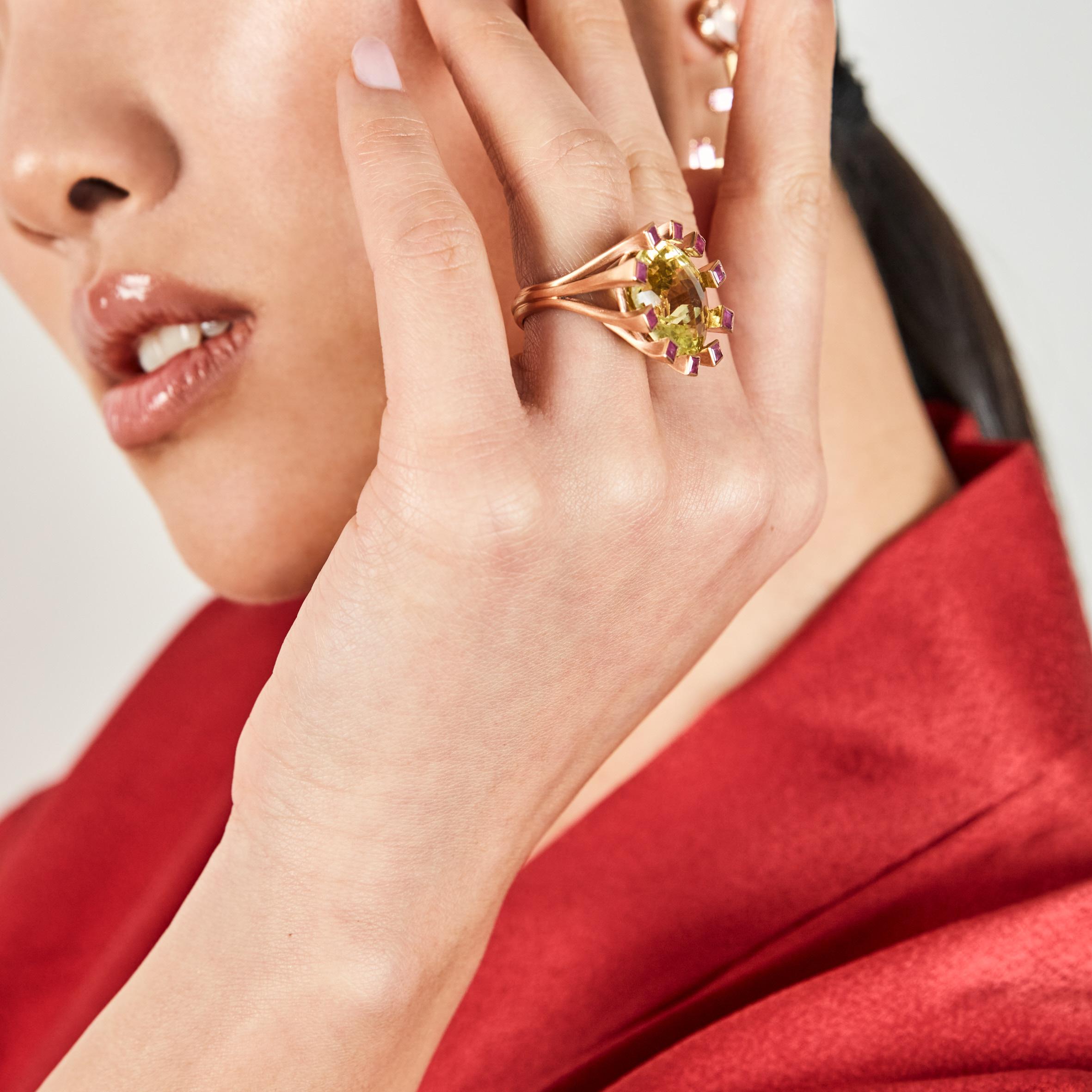 Femenino o masculino Anillo Rubí Citrino Oro 18k en venta