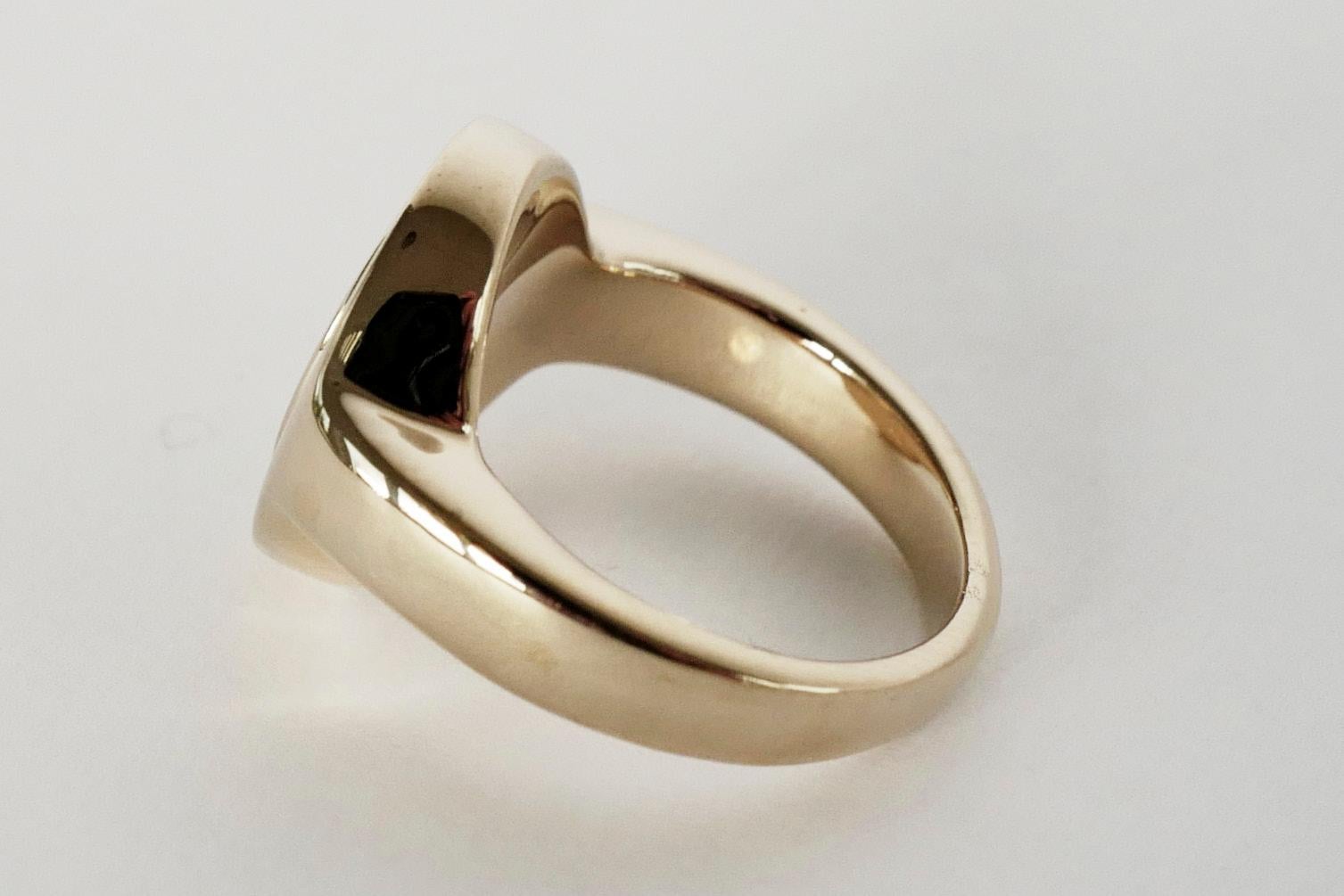 De las mujeres Anillo de sello con cresta de rubí Calavera de oro amarillo estilo victoriano de 14 quilates J DAUPHIN