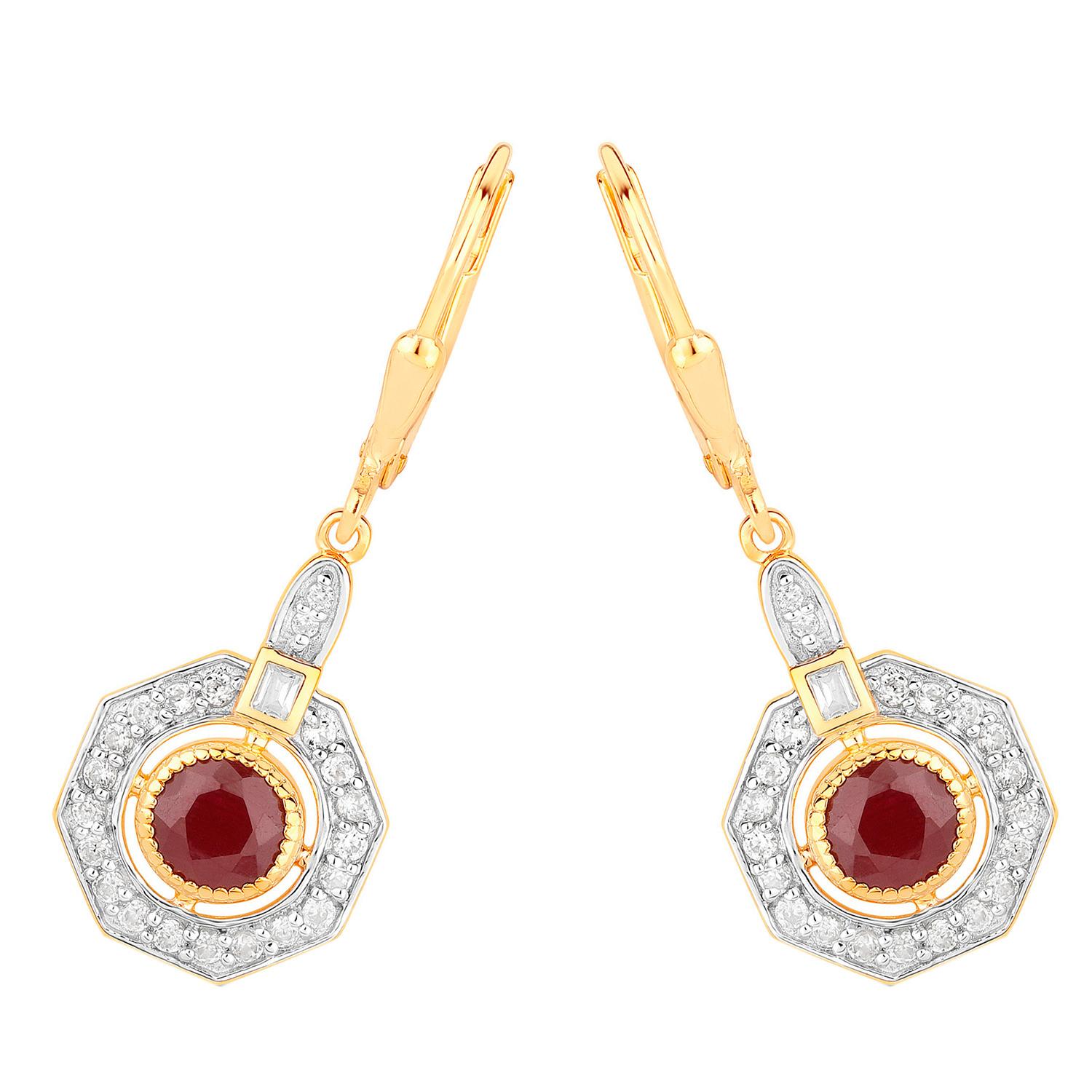 Orecchini pendenti di rubino da 1,7 carati in argento placcato oro giallo 18 carati In condizioni ottime in vendita a Punta Gorda, FL