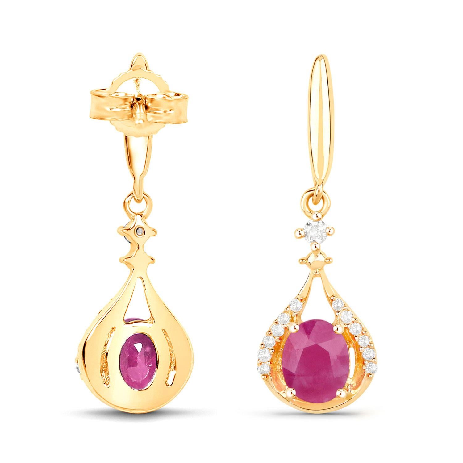 Ruby Dangle Earrings Diamonds 14K Yellow Gold in vendita 1