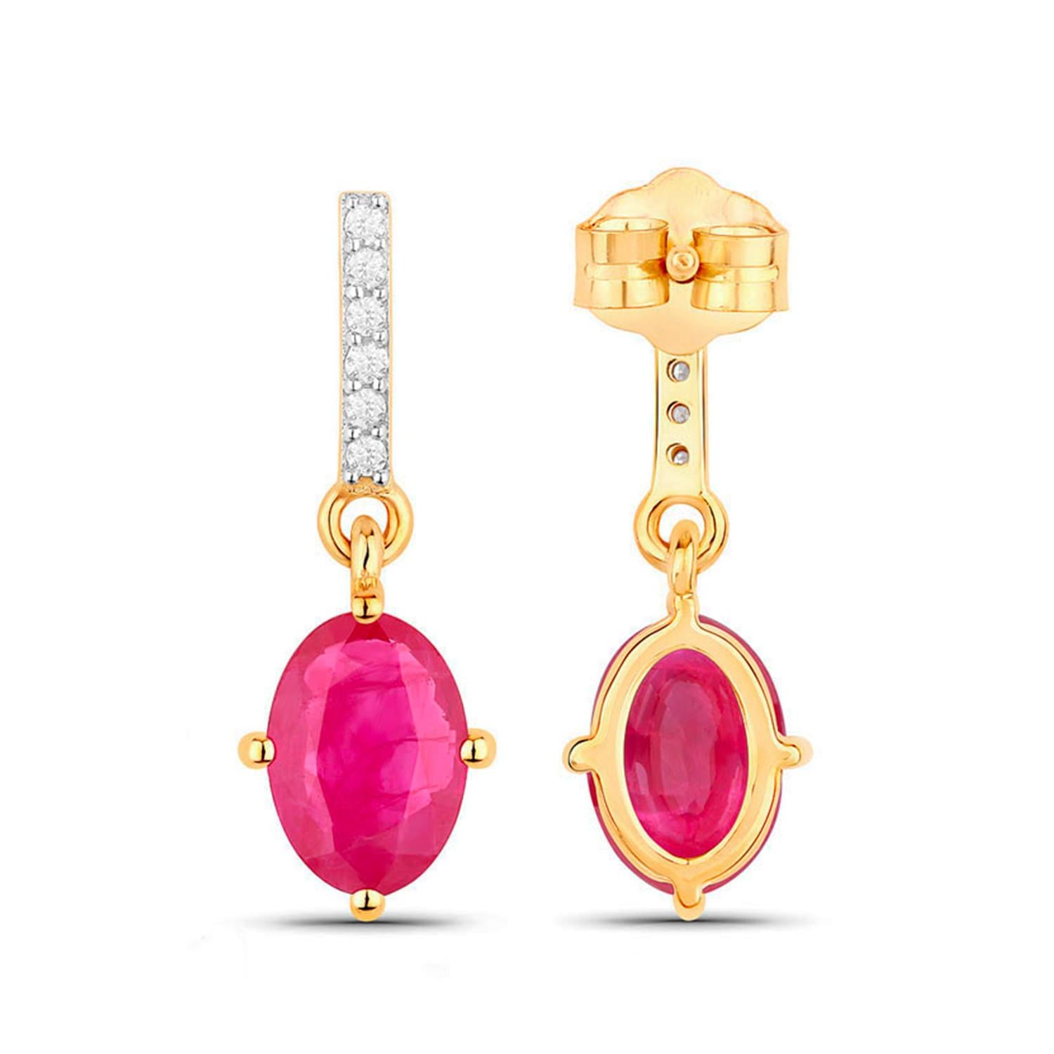 Ruby Dangle Earrings Diamonds 1.7 Carats 14K Yellow Gold In condizioni ottime in vendita a Punta Gorda, FL