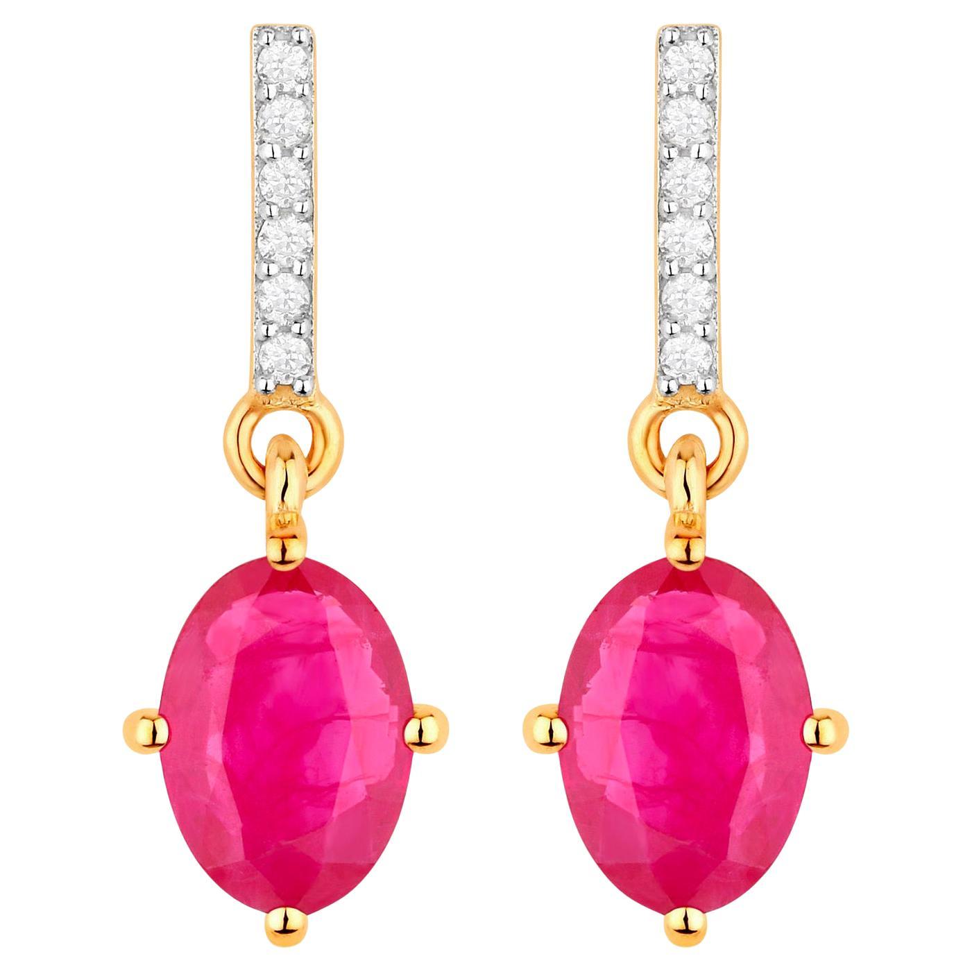 Ruby Dangle Earrings Diamonds 1.7 Carats 14K Yellow Gold in vendita
