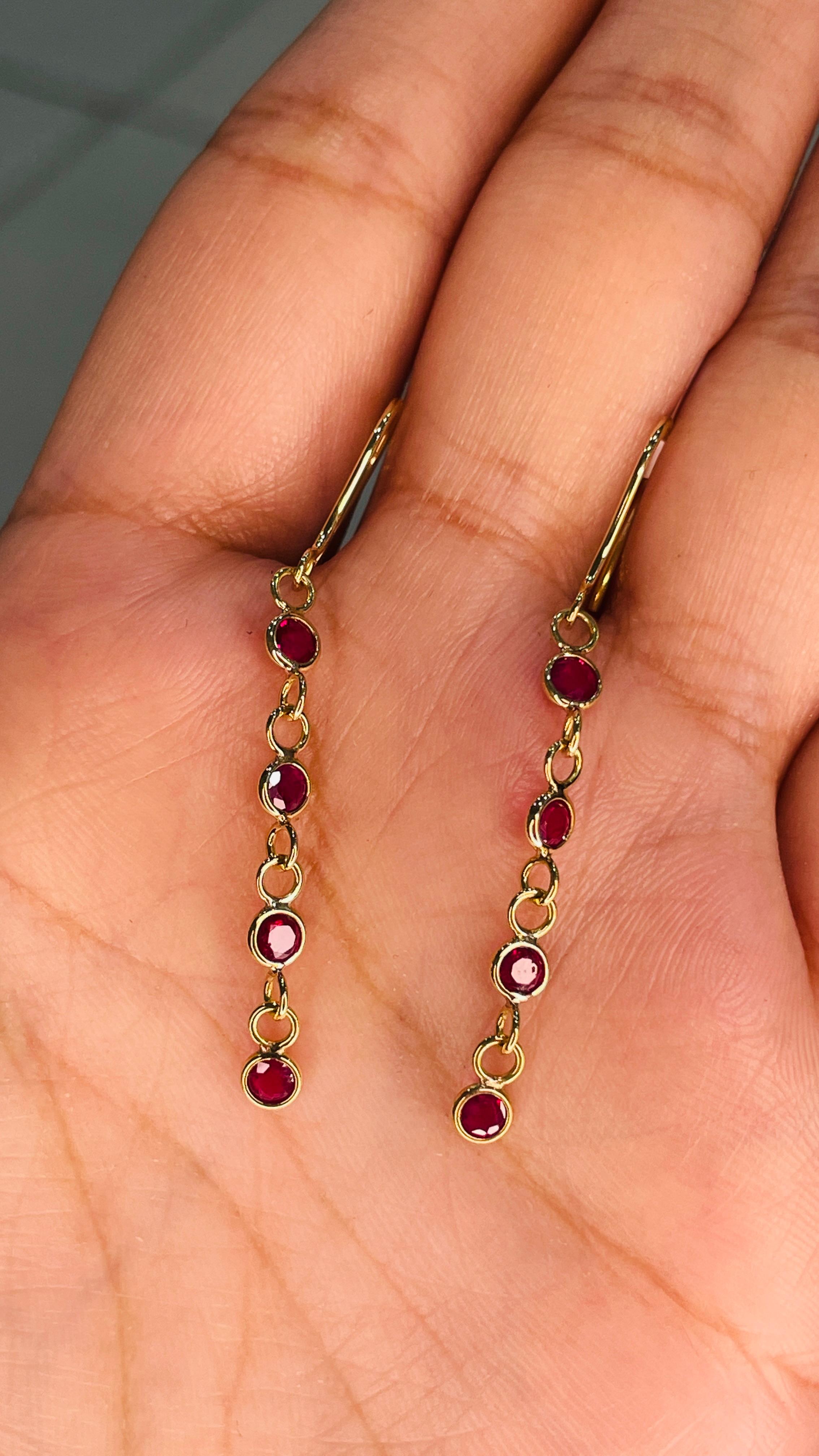 Women's Ruby Dangle Earrings in 18 Karat Yellow Gold For Sale