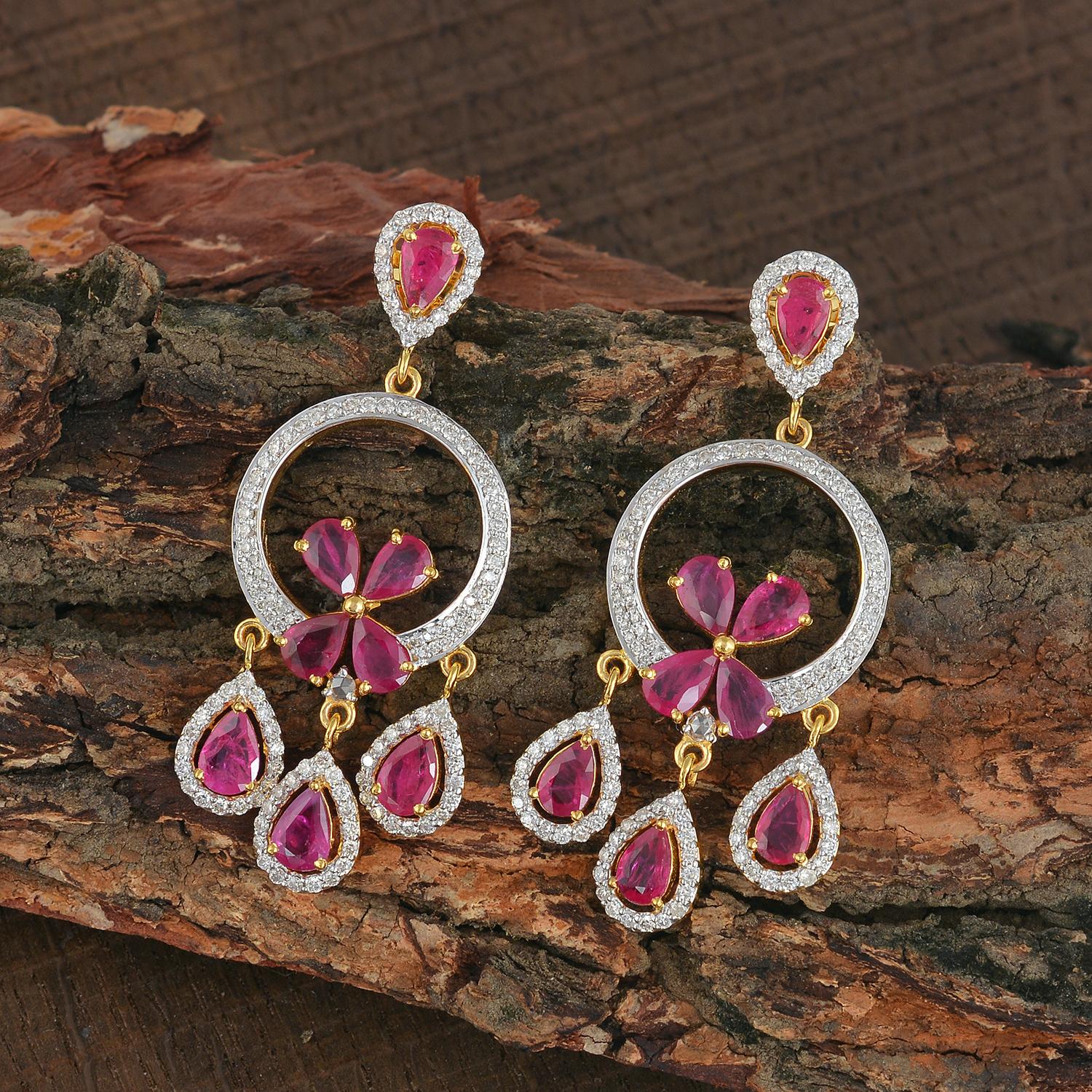 Brilliant Cut Ruby Dangle Earrings with Diamond in 14k Gold For Sale