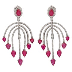 Boucles d'oreilles pendantes en or 18K avec diamant et rubis