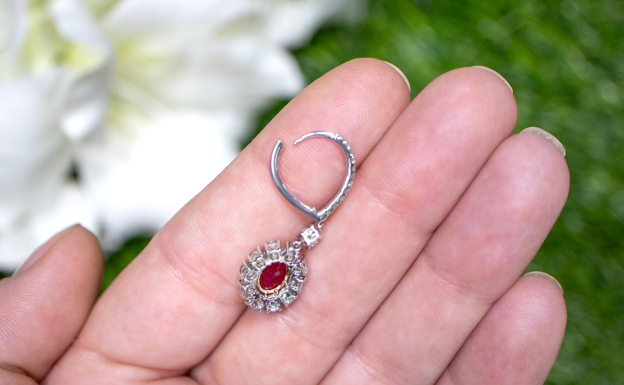 Women's Ruby Dangle Earrings With Diamonds 4.17 Carats 18K Gold For Sale