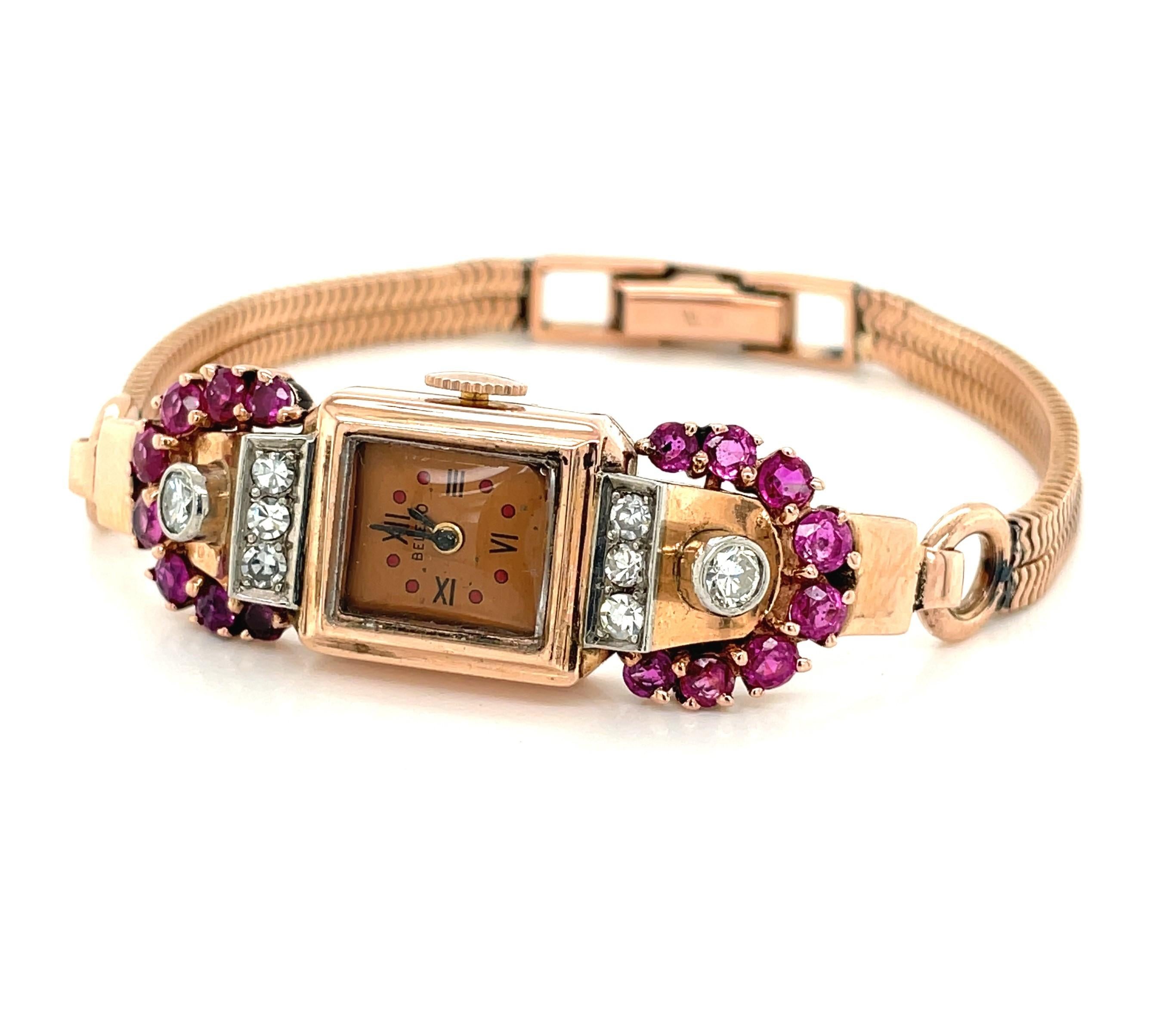 Montre-bracelet art déco en or rose 14 carats avec rubis et diamants Bon état - En vente à Mount Kisco, NY