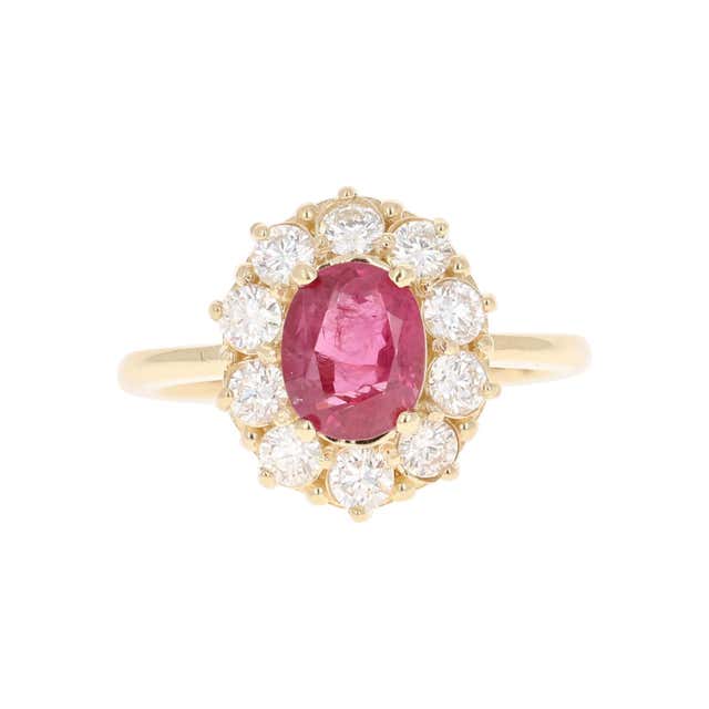 Harakh GIA Certified 4.55 Carat Ruby and Colorless Diamond 18 Karat ...