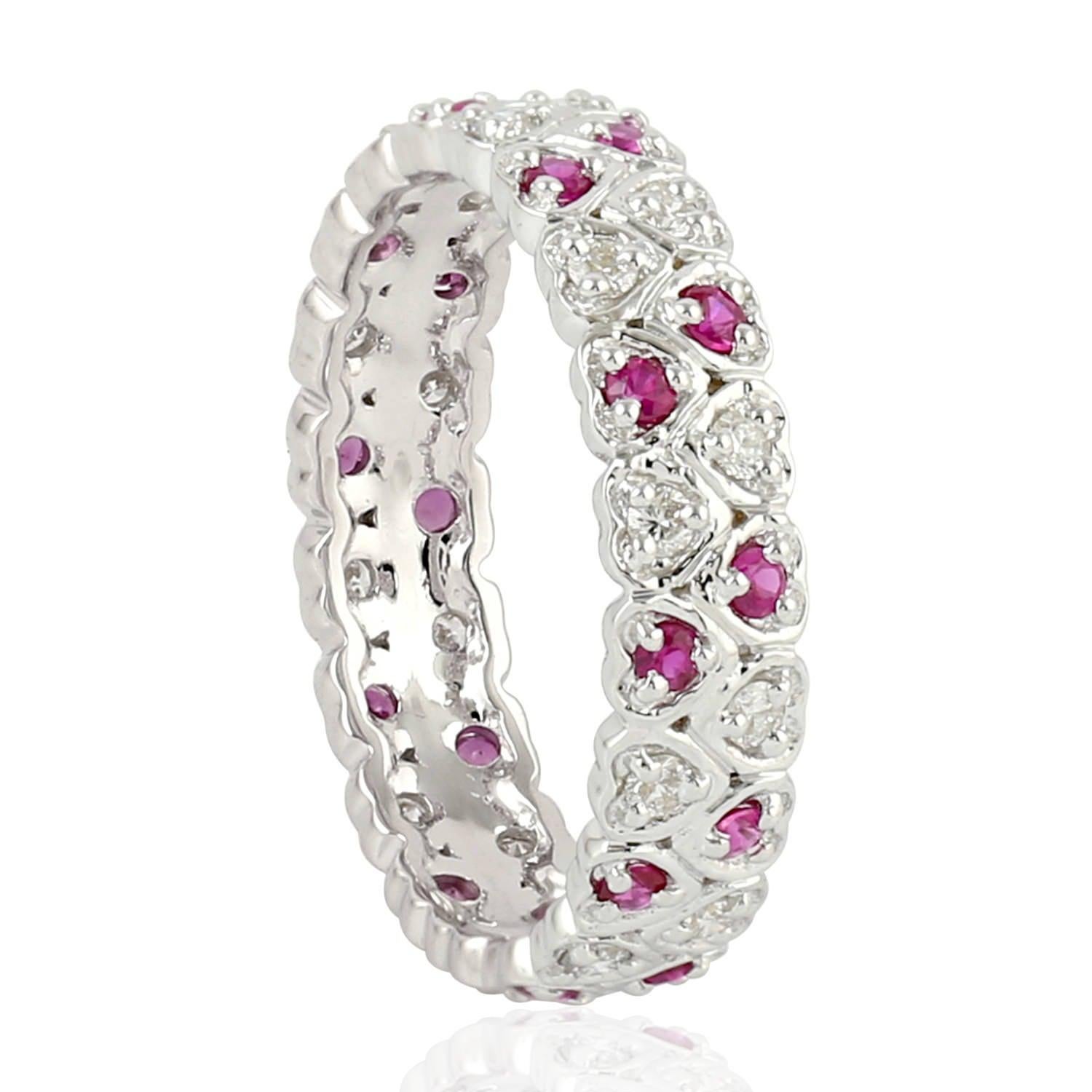 En vente :  Bague d'éternité en forme de cœur en or 18 carats avec rubis et diamant 3