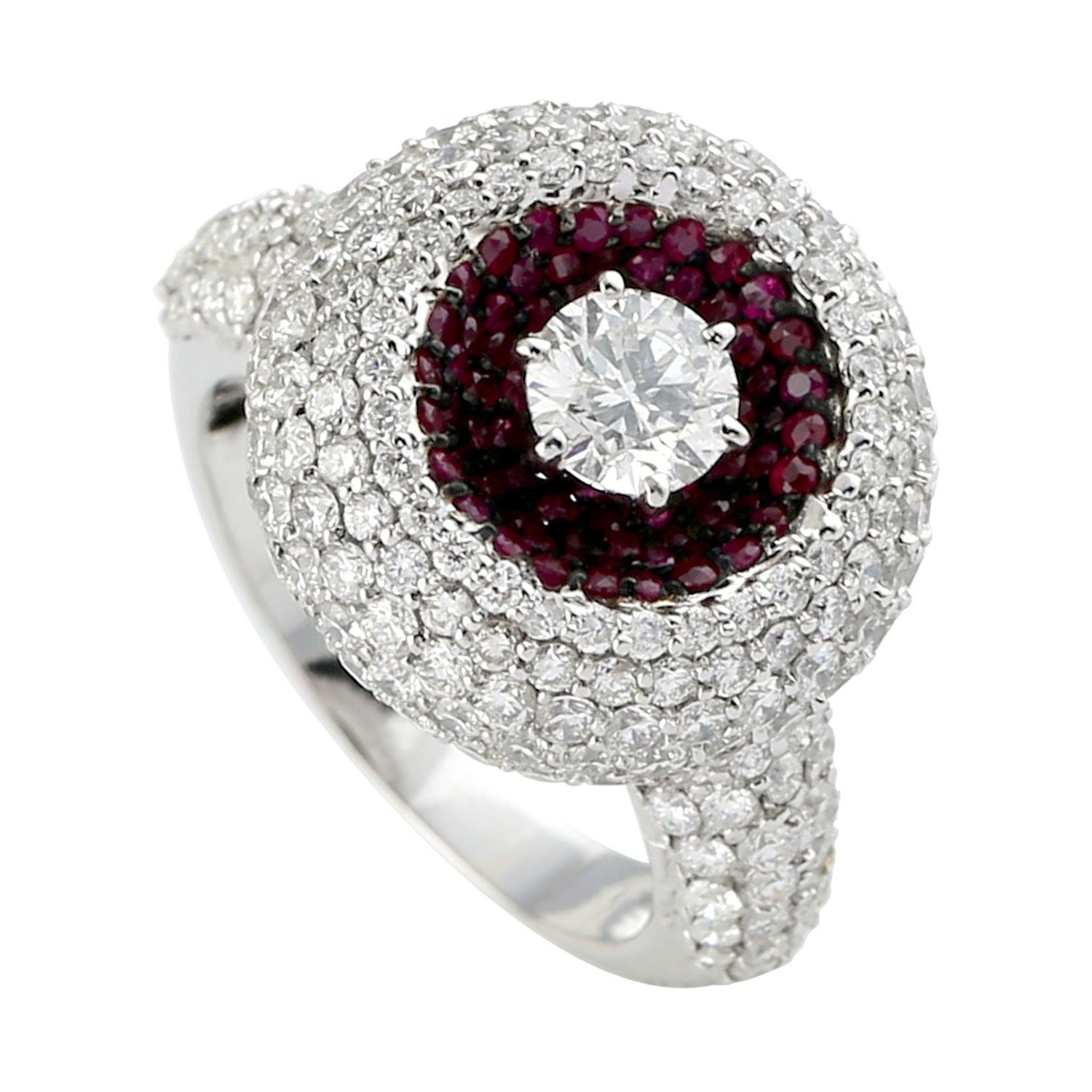 in vendita:  Anello con diamante e rubino in oro 14 carati 5