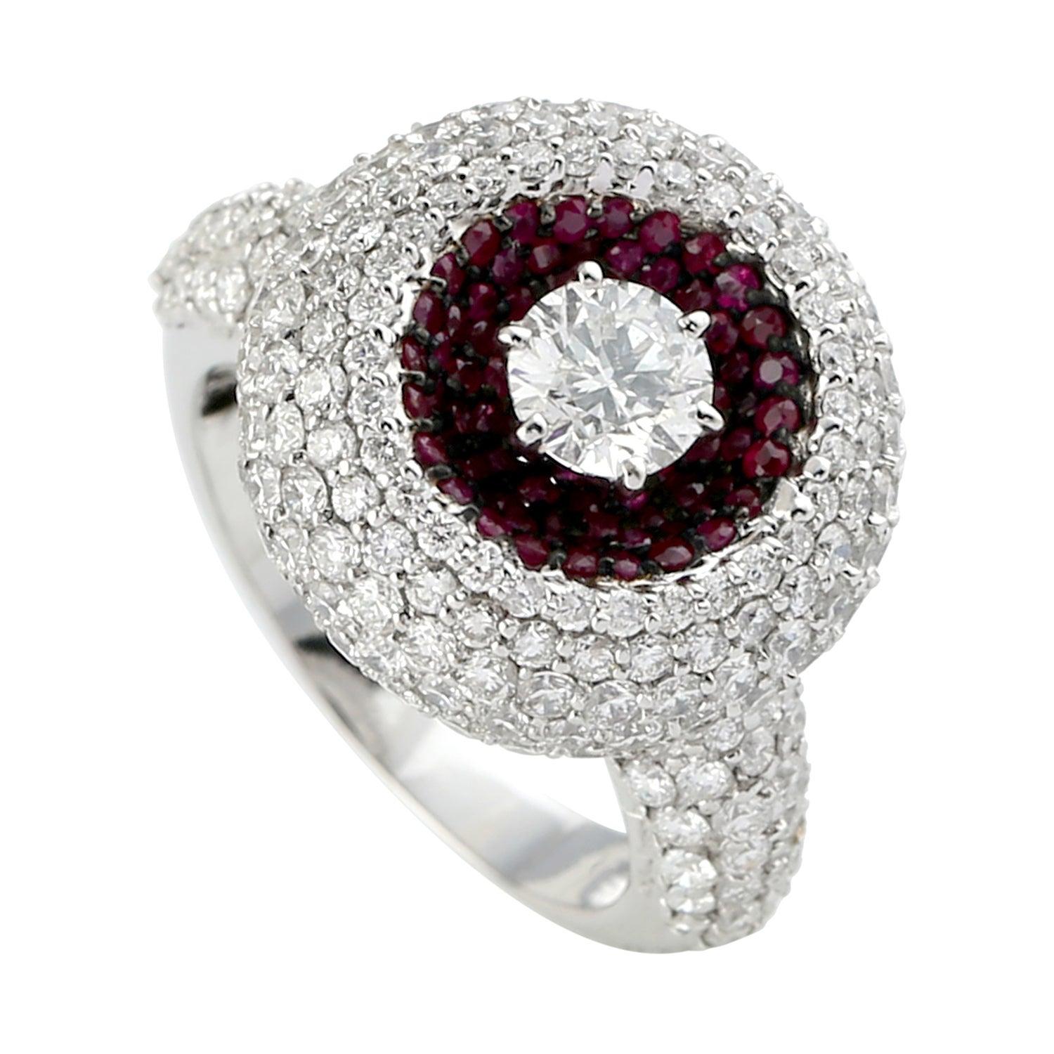 En vente :  Bague en or 14 carats avec rubis et diamants 5