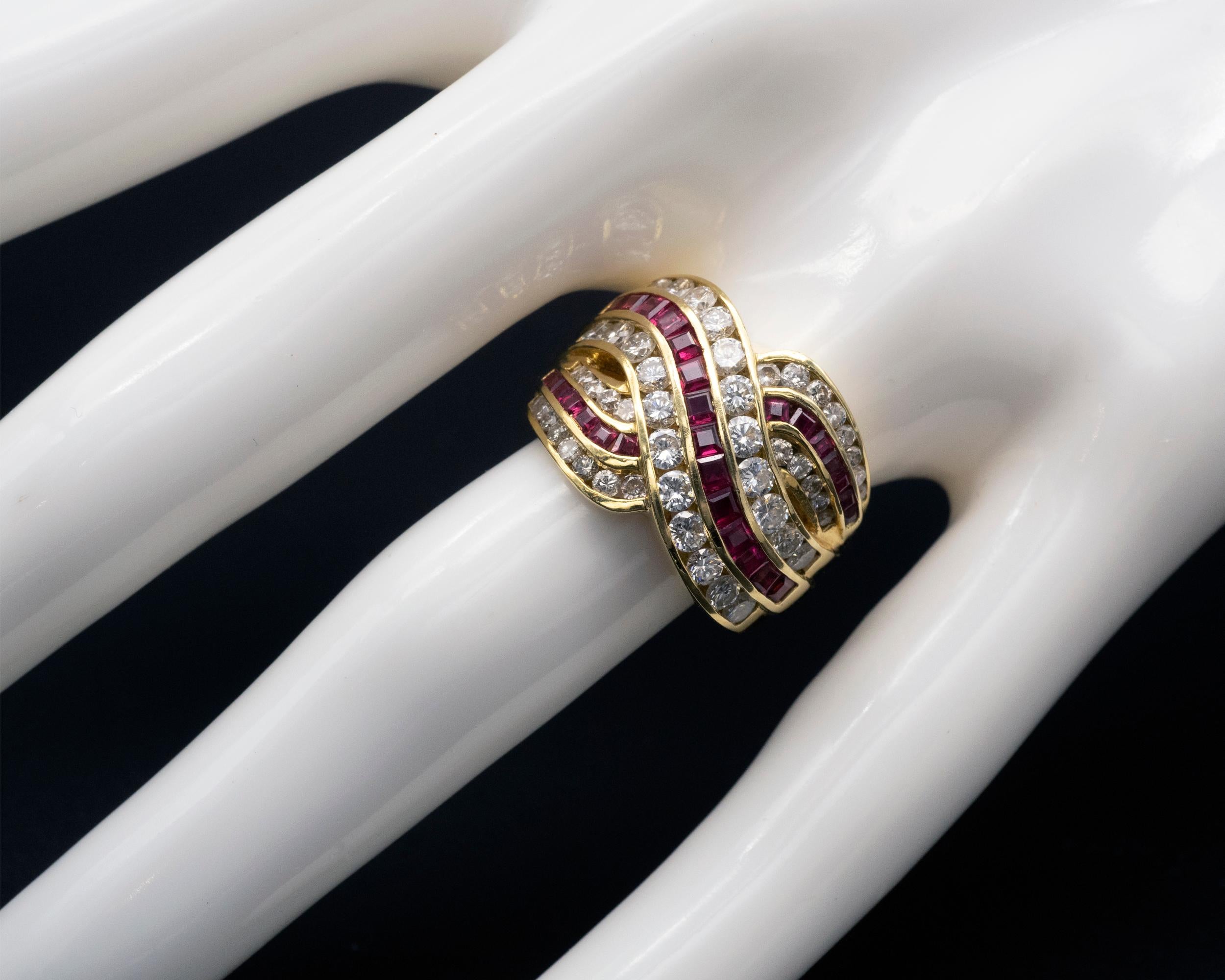 Rubin-Diamant-Ring aus 18 Karat Gold (Gemischter Schliff) im Angebot