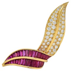 Ruby Diamond 18 Karat Yellow Gold Vintage Twisting Feather Brooch