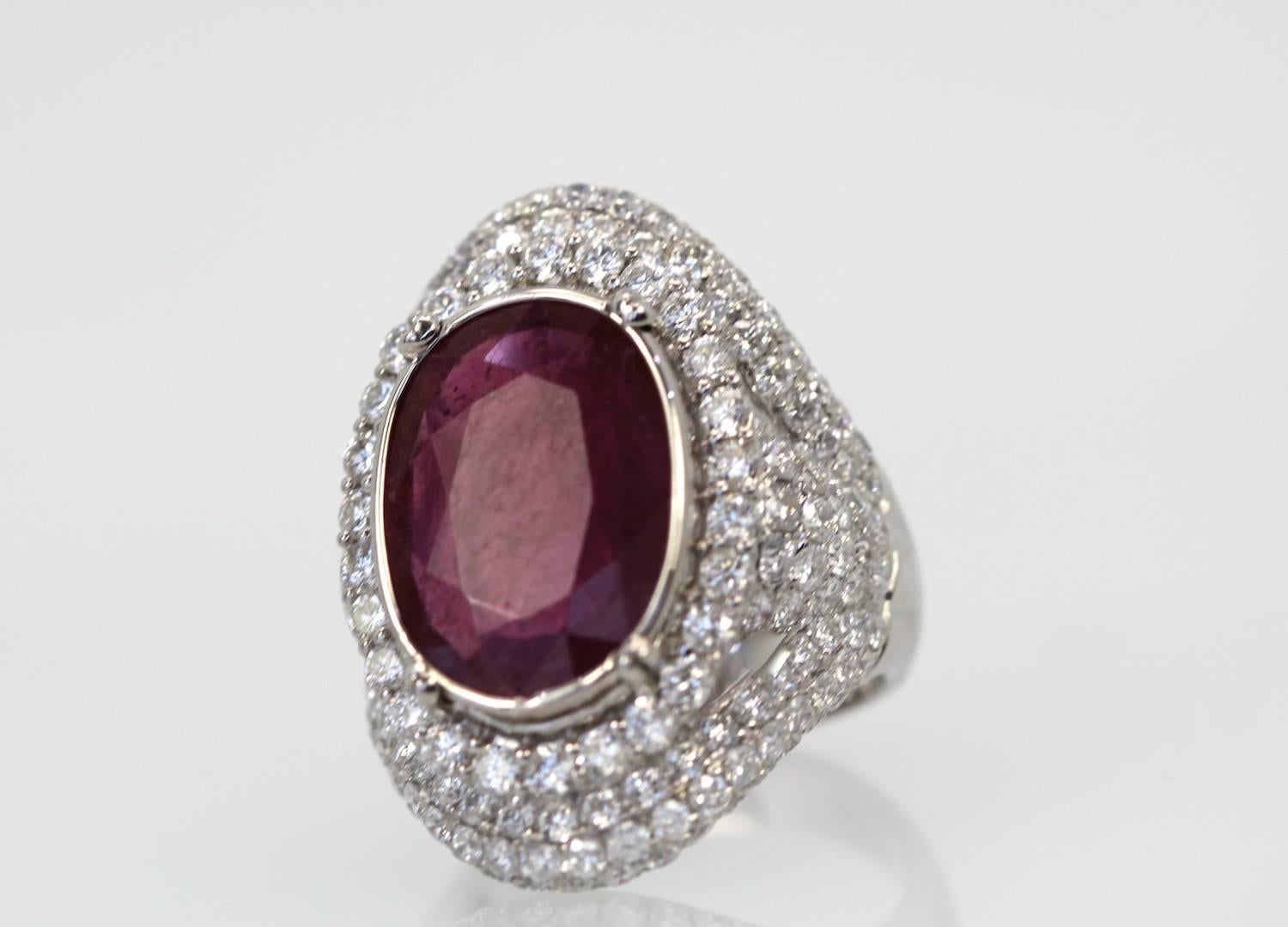 Art Deco Ruby Diamond 18K White Gold Cocktail Ring 4.58 Carat Ruby 4.02 Carats Diamonds For Sale