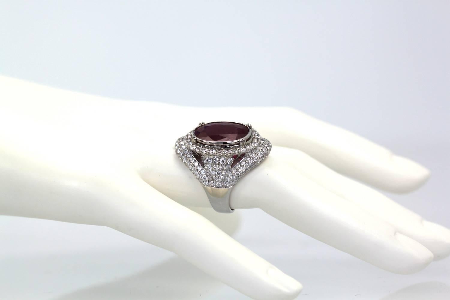 Ruby Diamond 18K White Gold Cocktail Ring 4.58 Carat Ruby 4.02 Carats Diamonds For Sale 2