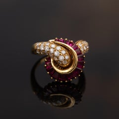 Ruby Diamond 18k Yellow Gold Swirl Ring, G Color, VS+ Clarity