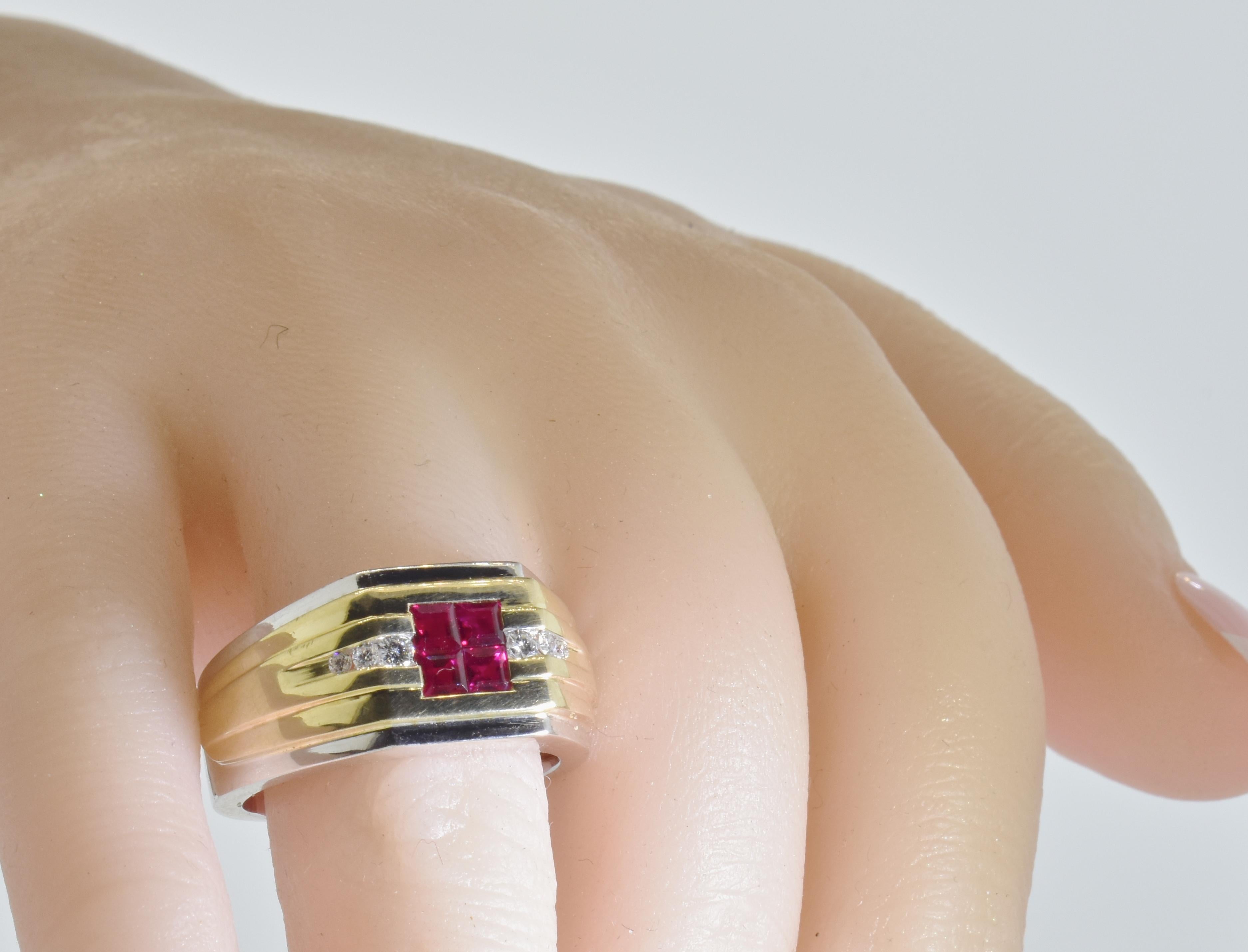 Women's or Men's Ruby, Diamond and Gold Vintage Ring, circa 1960