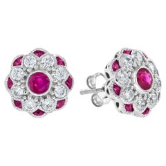 Boucles d'oreilles à clous à motif floral « Ruby Diamond » de style antique, en or blanc 14 carats