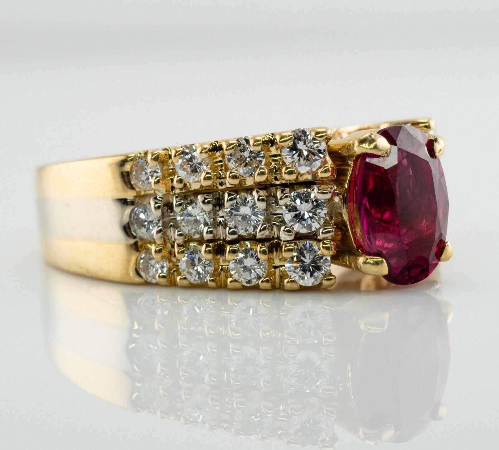 Ruby Diamond Band Ring 18K Gold Vintage In Good Condition For Sale In East Brunswick, NJ