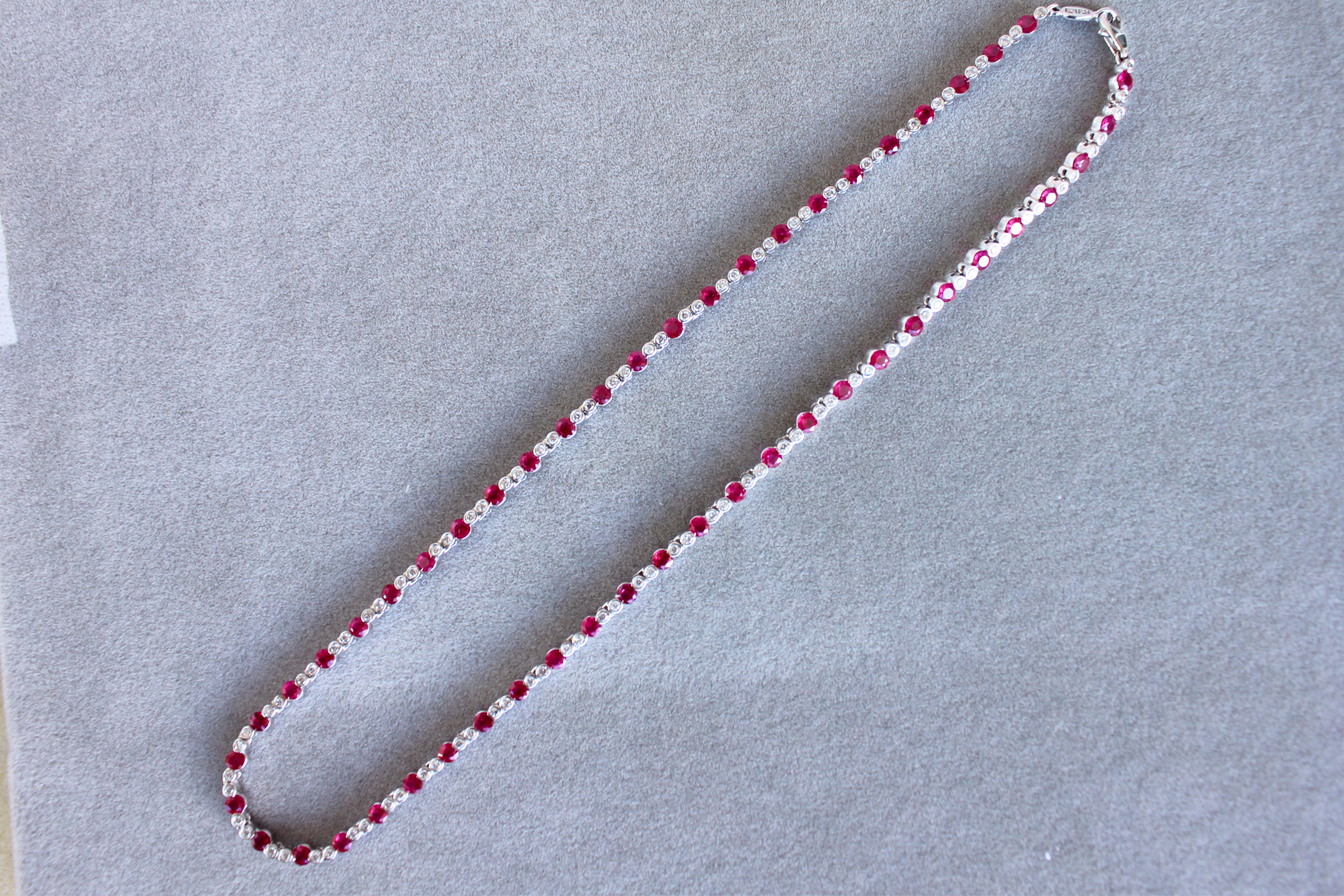 Moderne Ruby Diamond Bezel Set Tennis Line 14K White Gold Classic Set Unique Necklace en vente