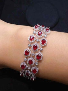 Eze Jewelry 10ct Natural Unheated Pigeon Blood Ruby Bracelet, 18K Gold