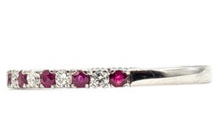 Alliance de mariage en or blanc 14 carats, sertie de rubis et de diamants