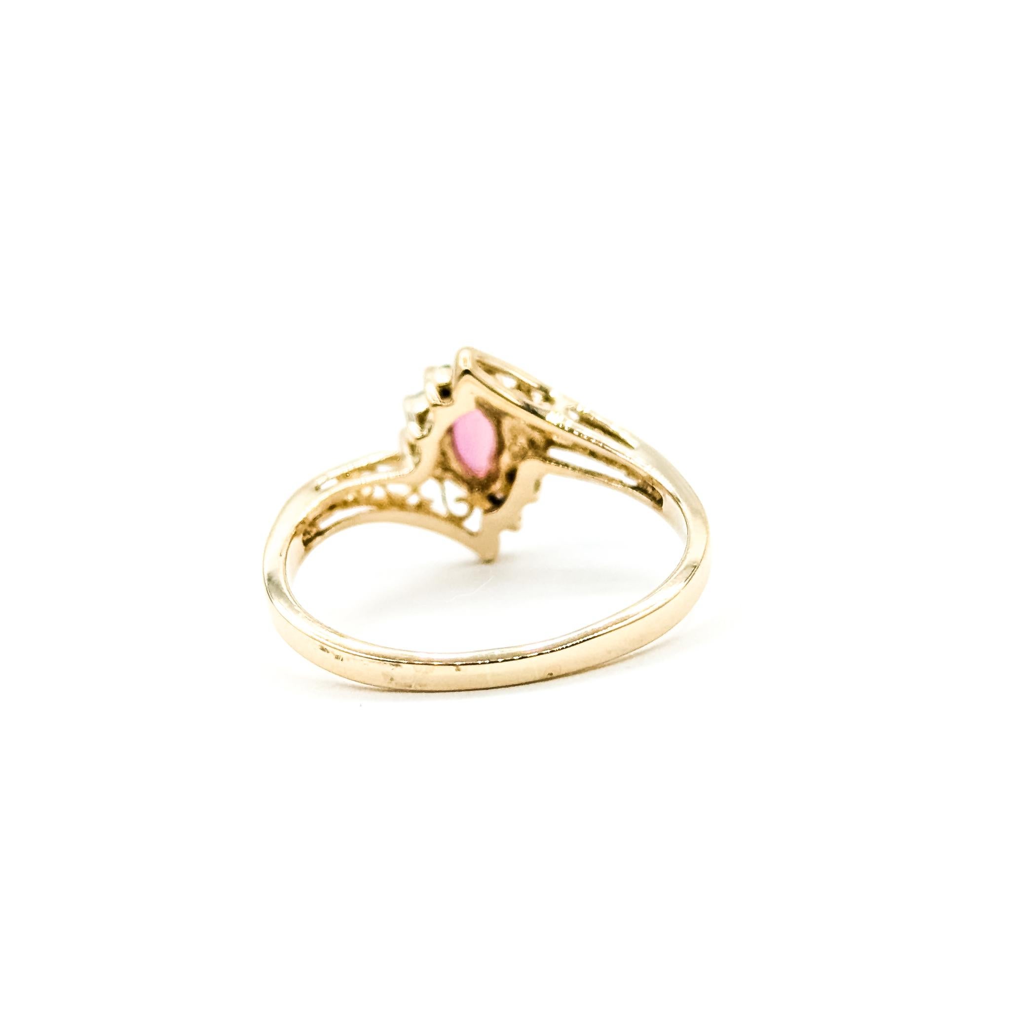 Ruby & Diamond Bypass Ring in 14k in vendita 3