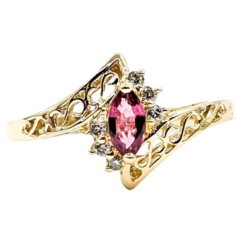 Ruby 
Diamond Bypass Ring in 14k in vendita