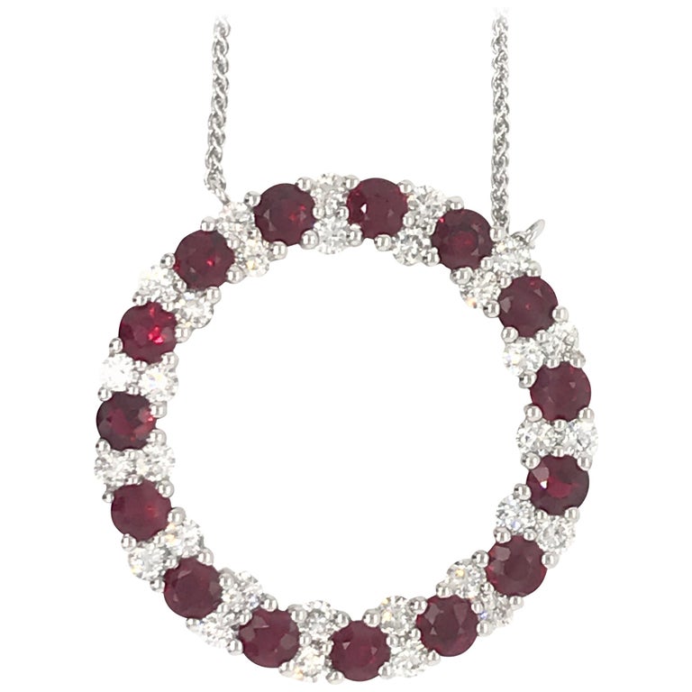 Ruby Diamond Circle Pendant Necklace 3.89 Carat For Sale at 1stDibs