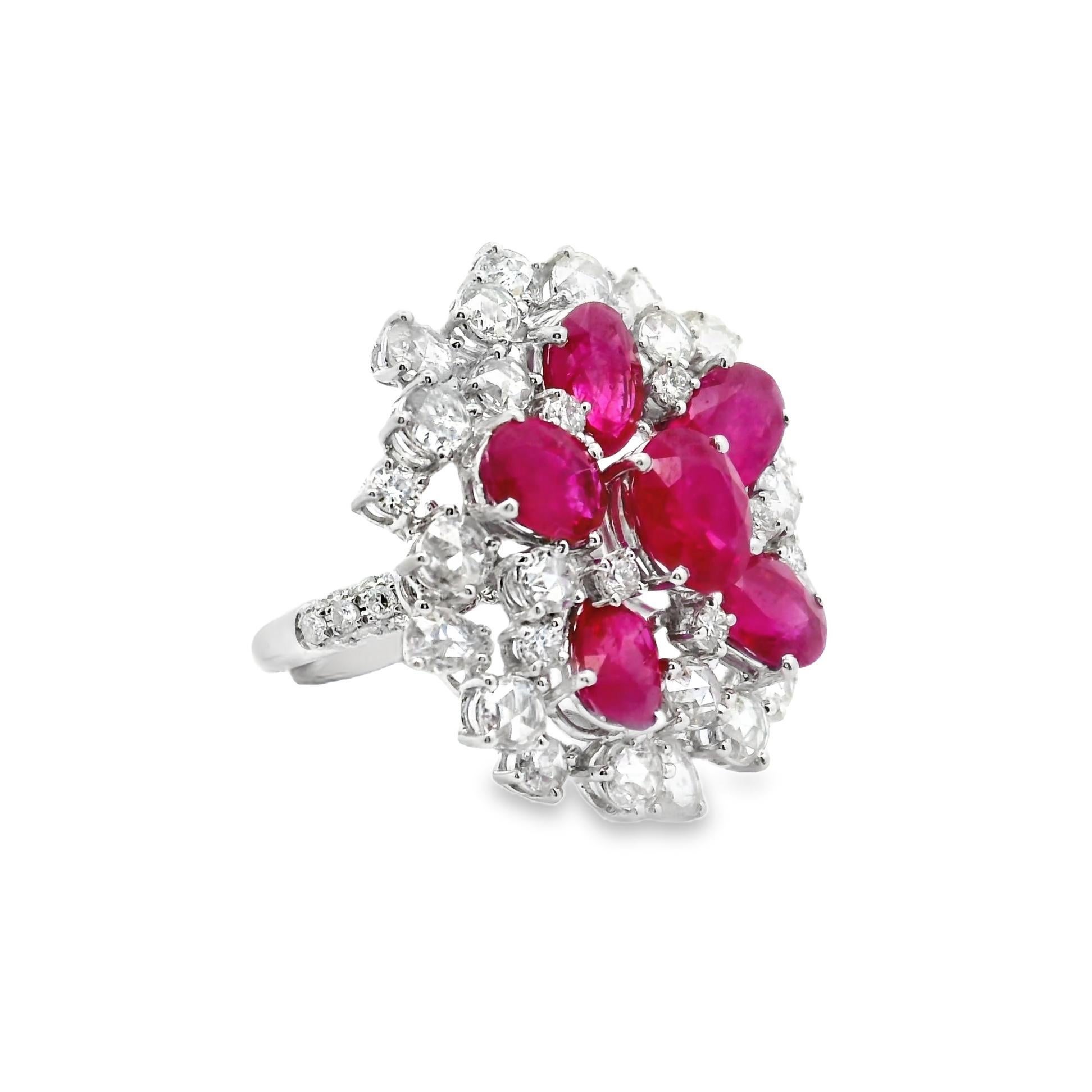 Contemporary Ruby Diamond Cluster 18k White Gold Sunburst Ring For Sale