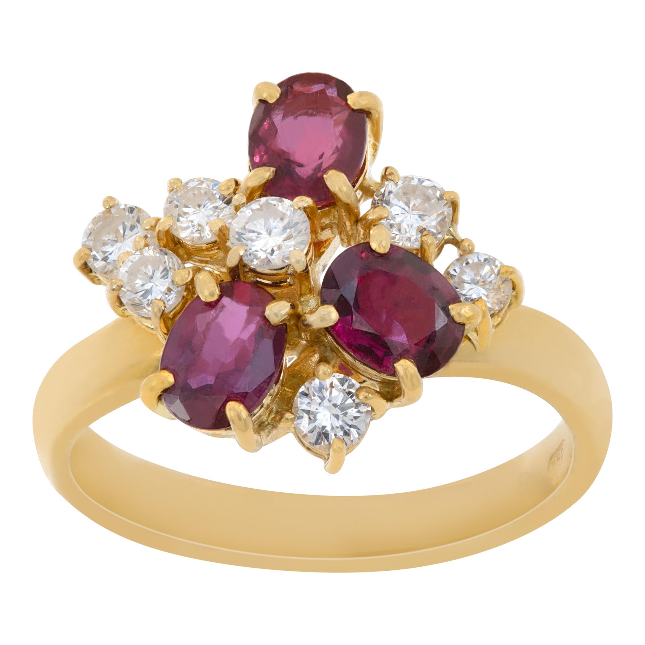 Ruby & diamond cluster 18k yellow gold ring  For Sale