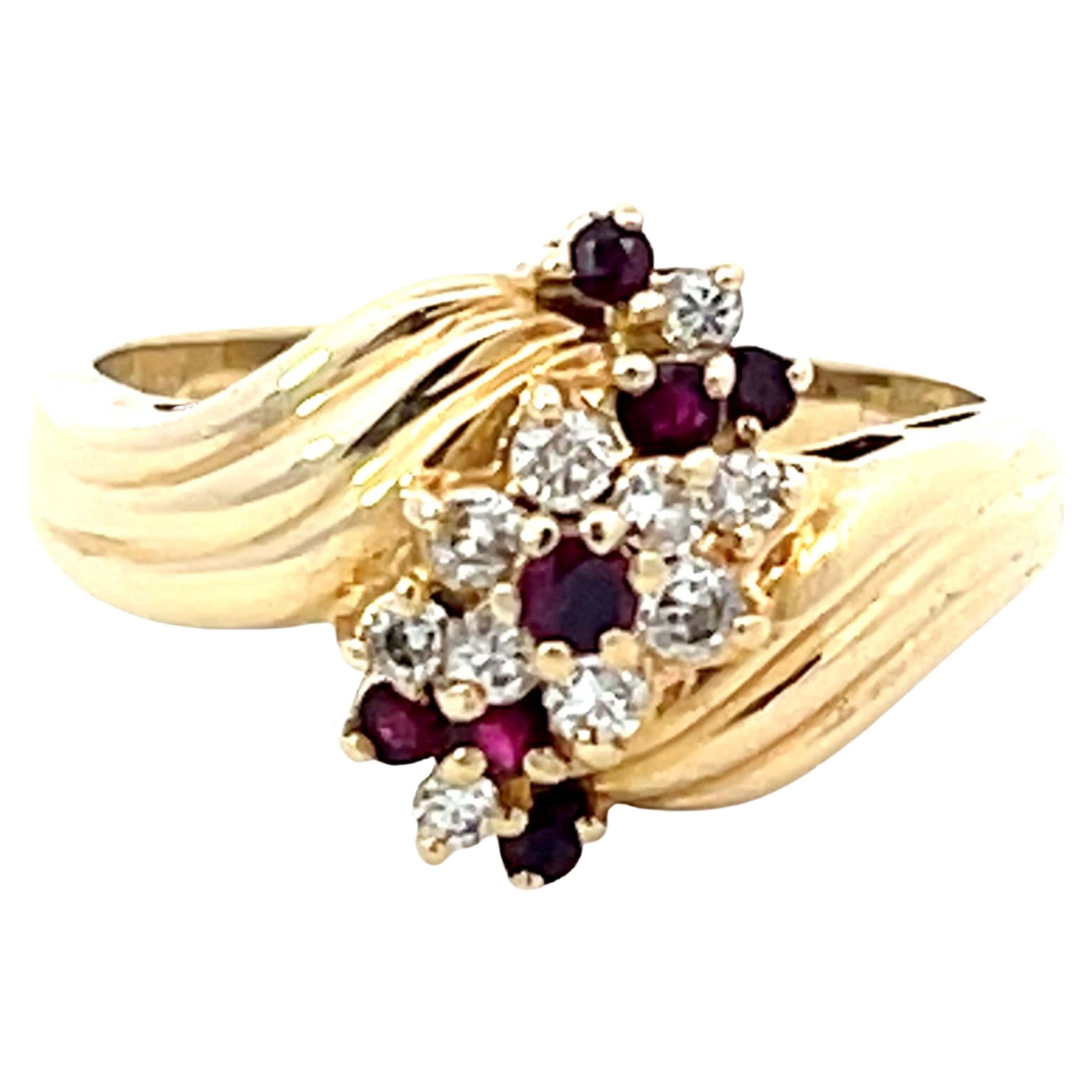 Ruby Diamond Cluster Twist Ring in 18k Yellow Gold For Sale