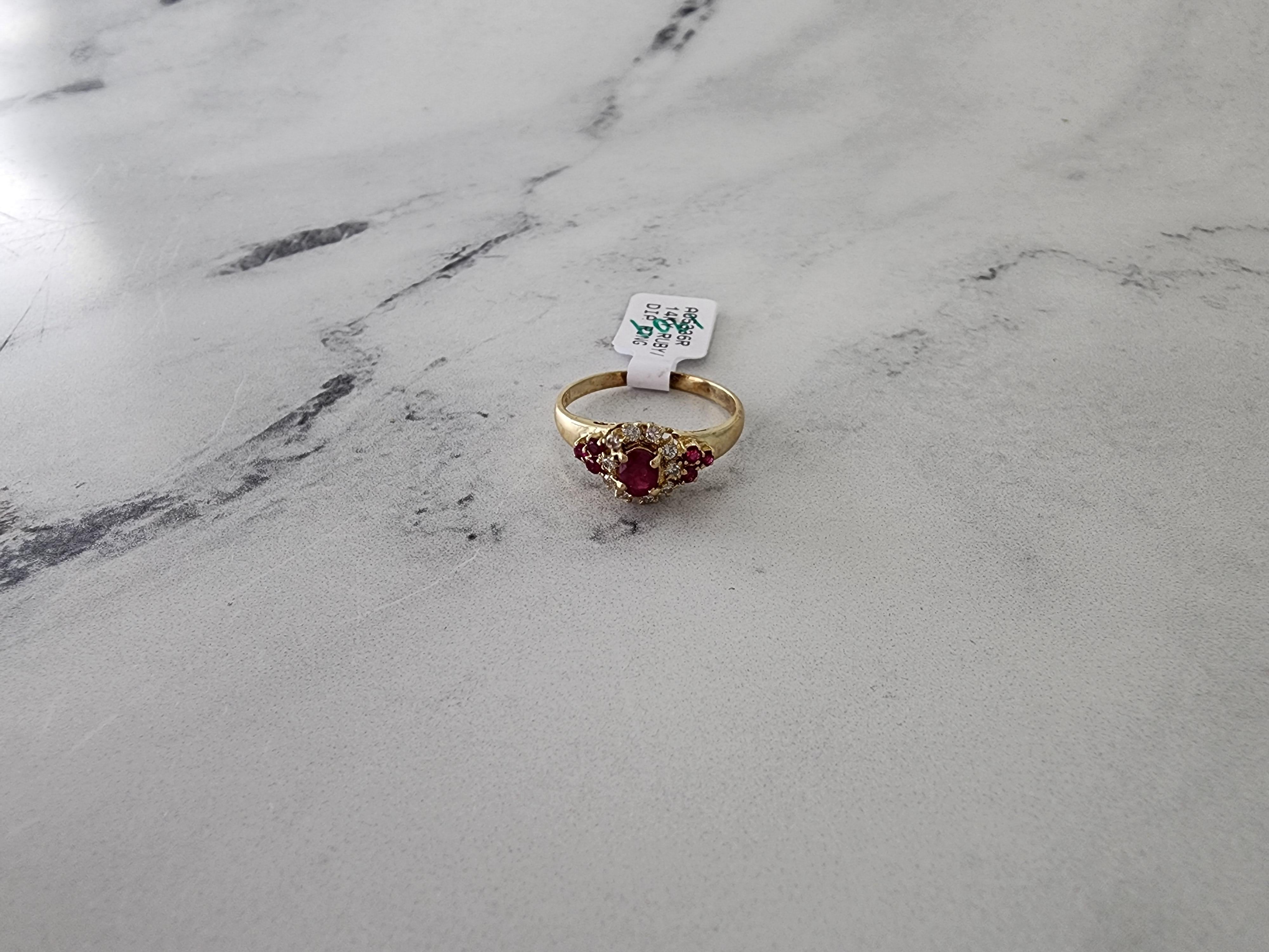 Ruby & Diamond Cluster Vintage Ring 14k Yellow Gold In New Condition For Sale In Sugar Land, TX
