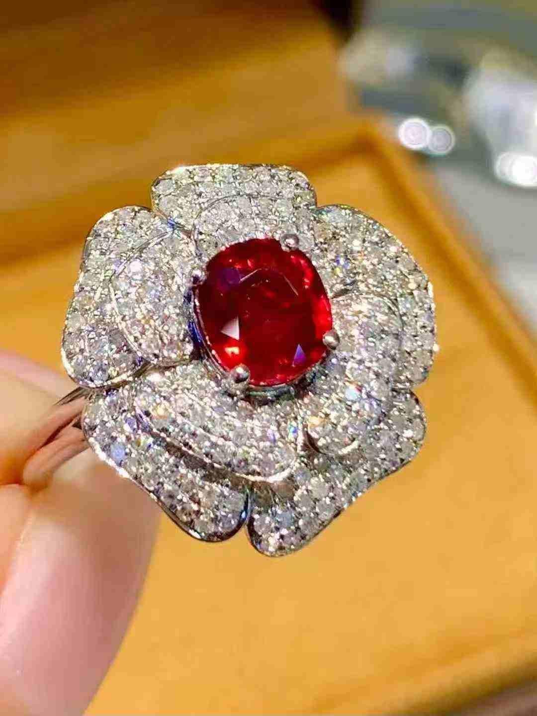 Cocktail-Blumenring mit Rubin und Diamant im Angebot 7