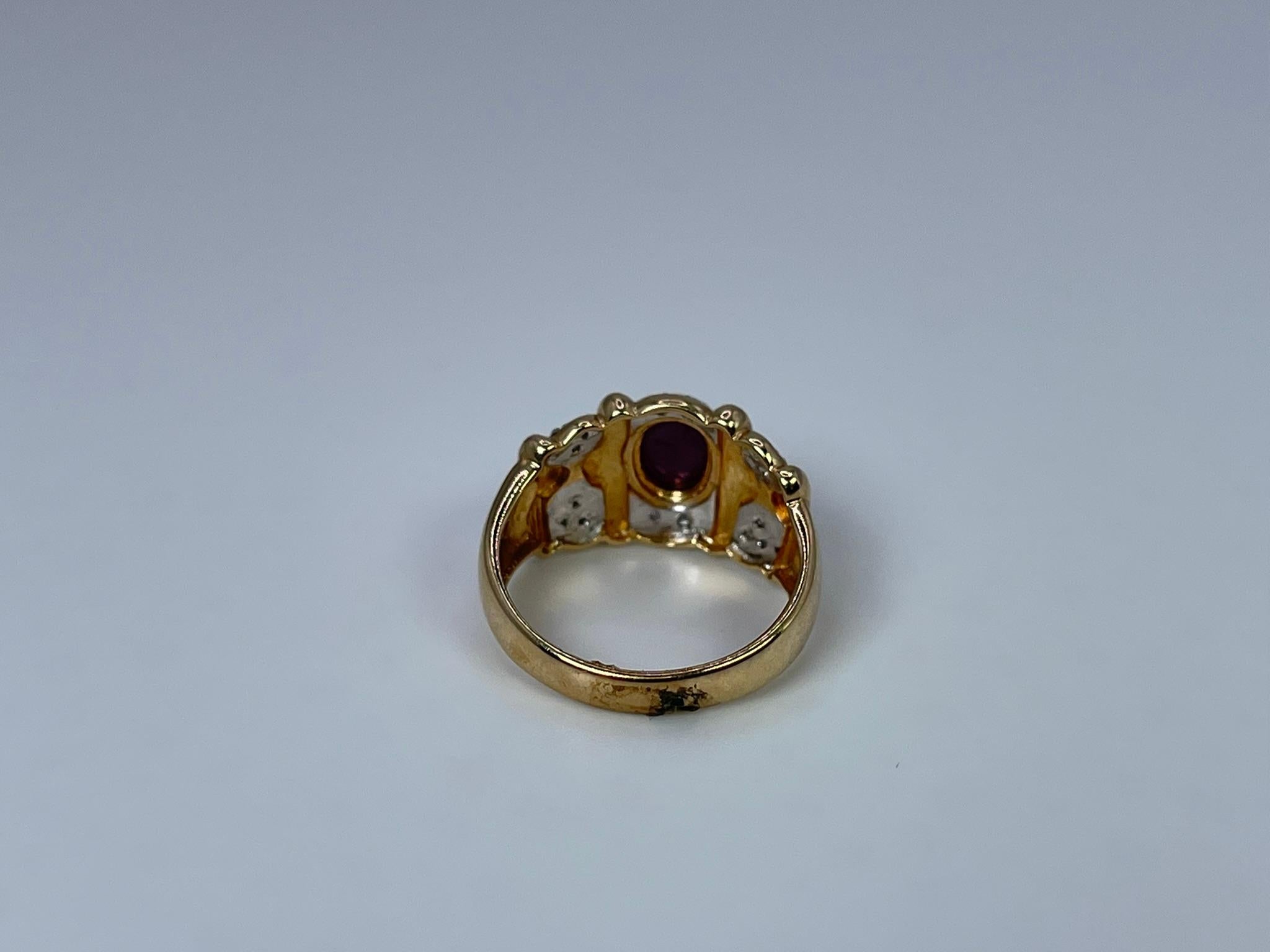 Round Cut Ruby & Diamond Cocktail Ring 14kt Yellow Gold Natural Untreated Ruby Cabochon For Sale