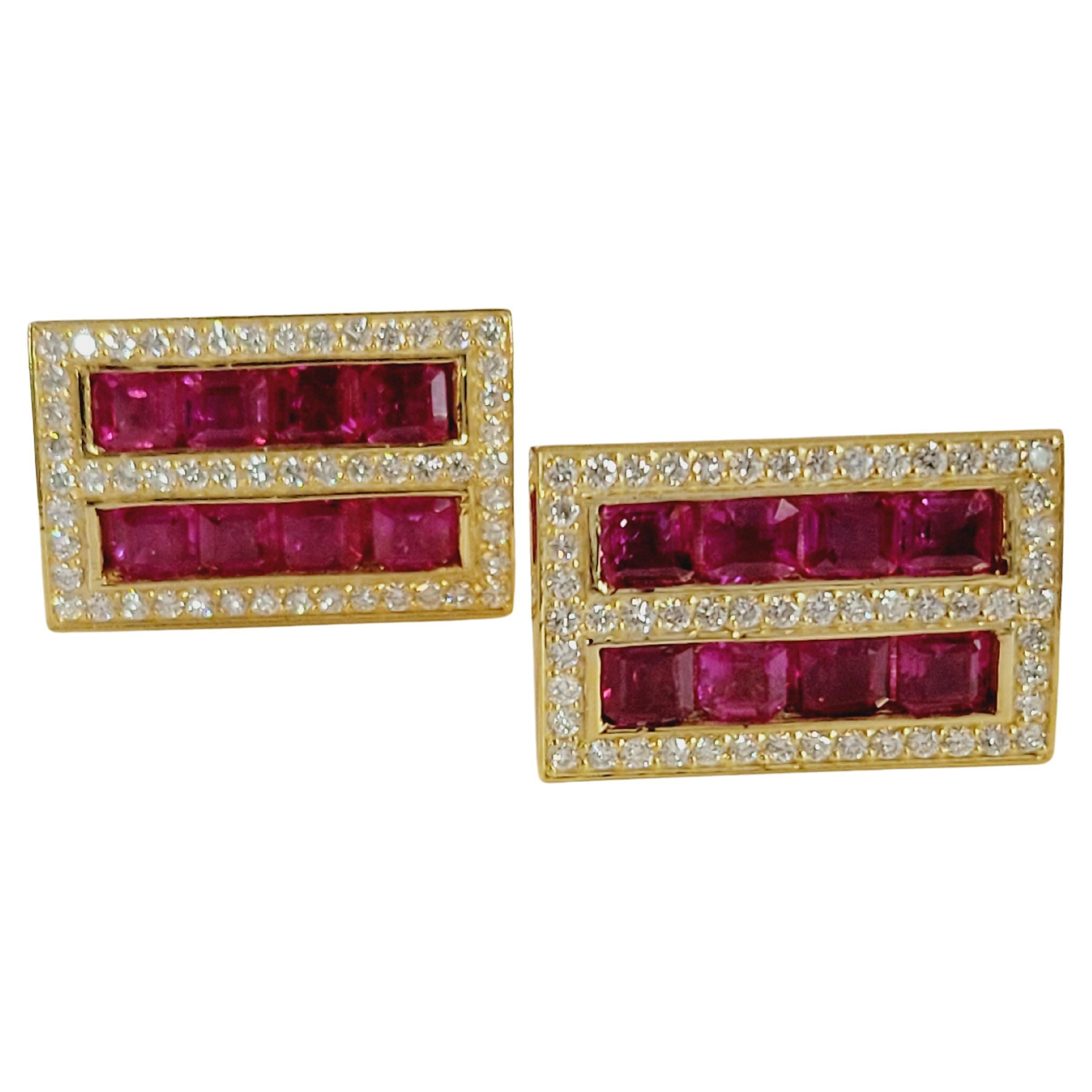 Boutons de manchette en or 14 carats avec diamants en rubis en vente