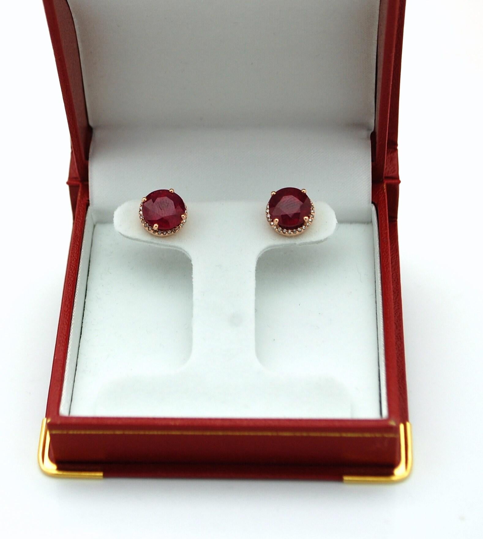 Pendientes de rubí y diamante Oro de 14 KT Pendientes de rubí Halo en Nuevo estado para la venta en Boca Raton, FL