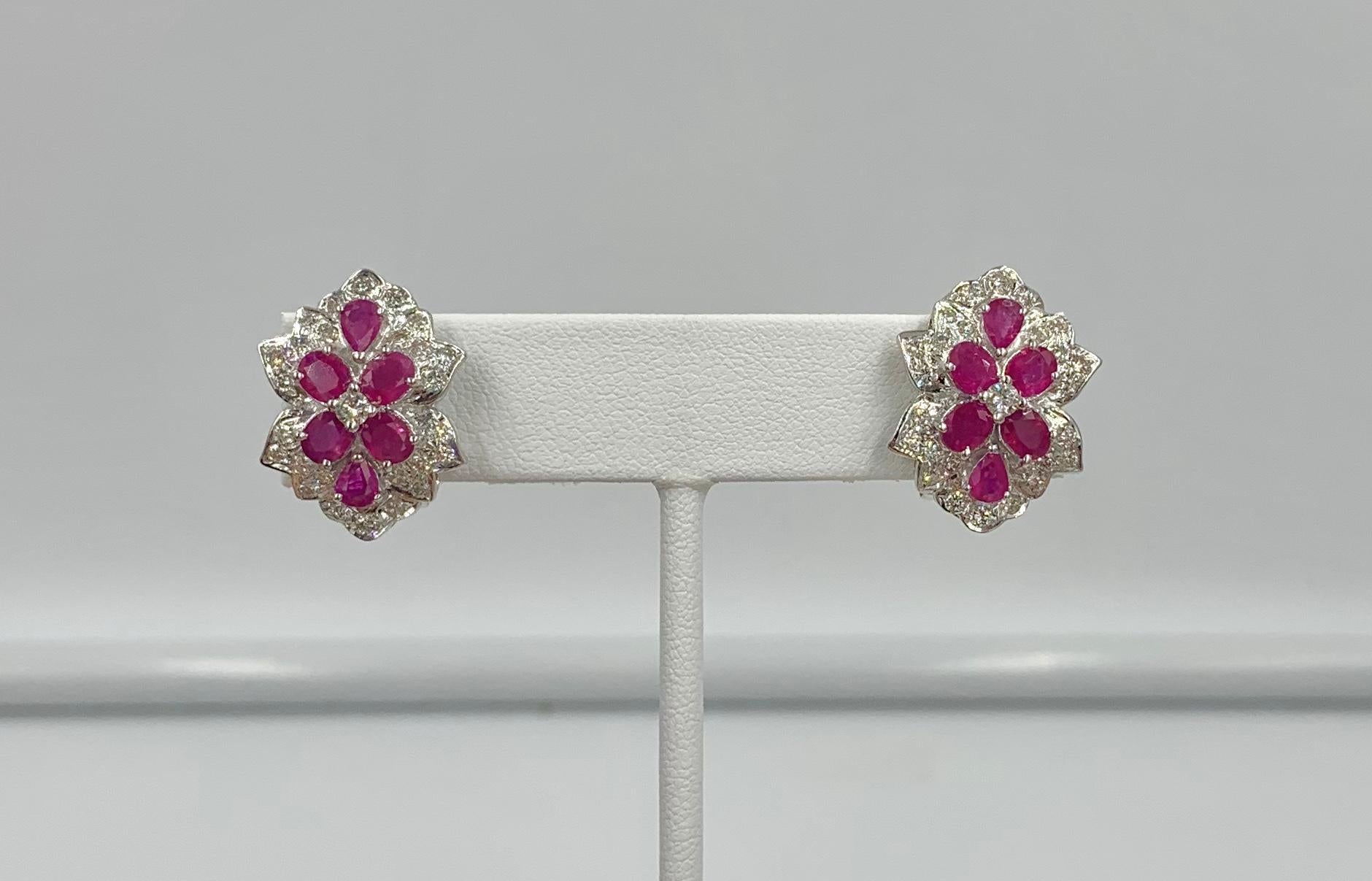Women's Ruby Diamond Earrings and Ring Set 18 Karat White Gold Parure For Sale