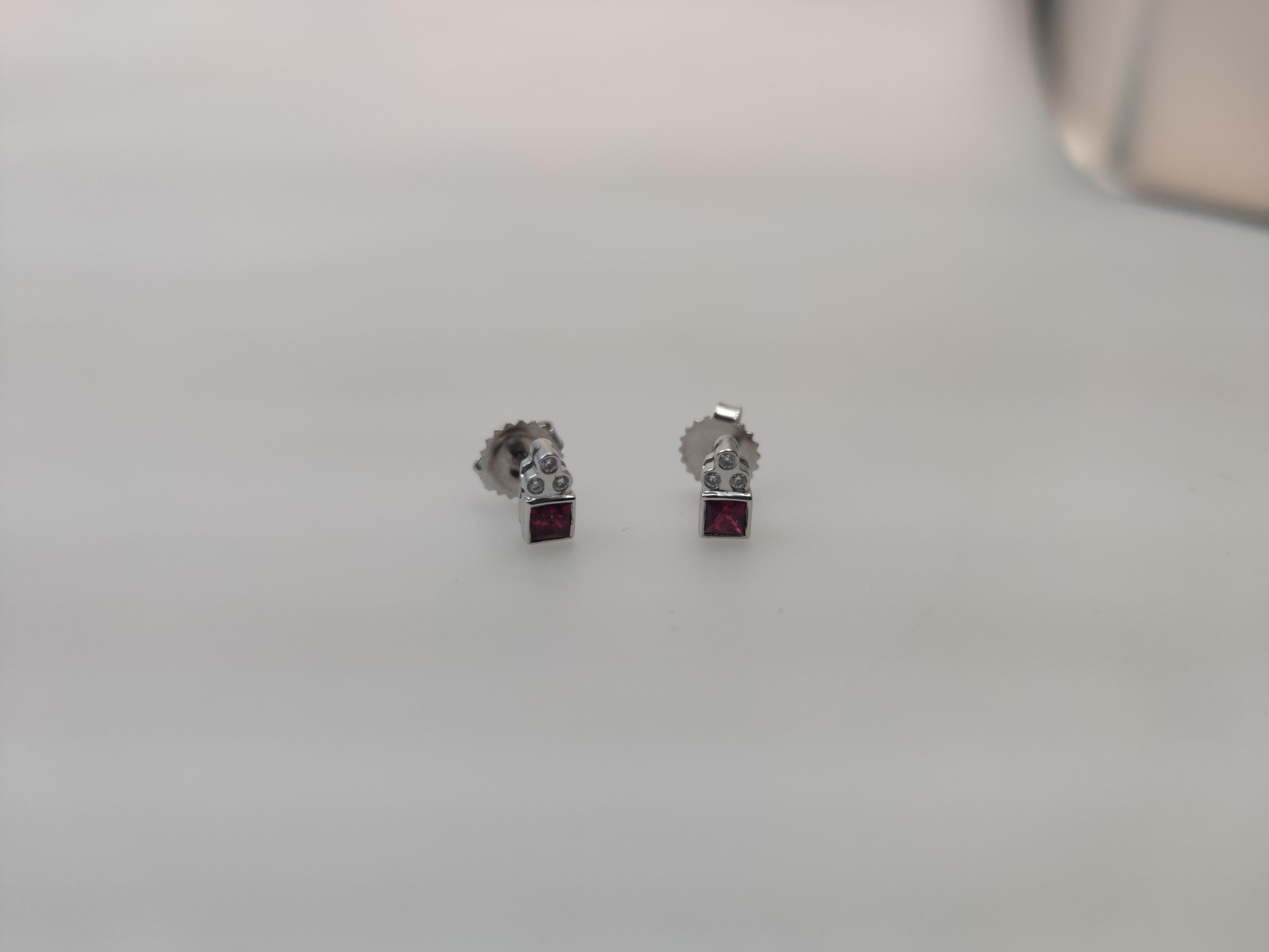 Ruby Diamond Earrings in 18 K In New Condition For Sale In Bad Kissingen, DE