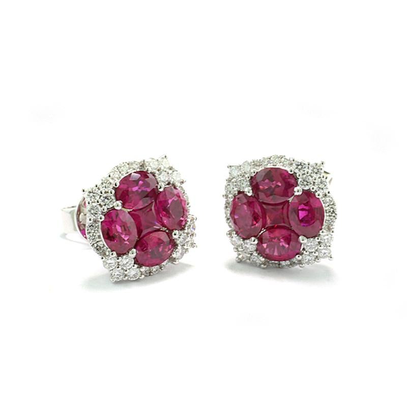 Oval Cut Ruby Diamond Earrings intense Red-Pink 3.65 ct 18Kt White Gold Flower Quatrefoil For Sale