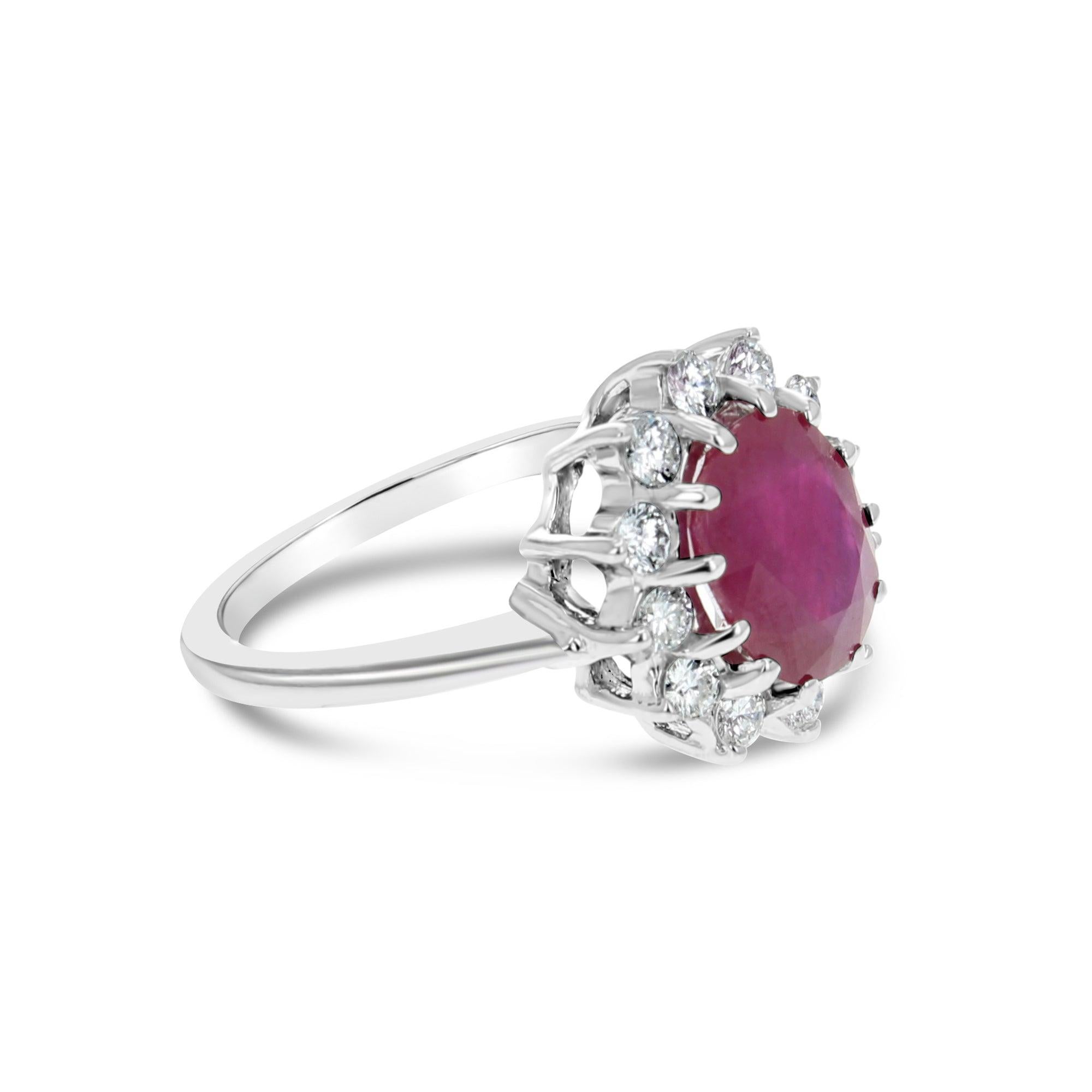 Taglio rotondo Ruby & Diamond Engagement Ring 3.14cttw 14K White Gold in vendita