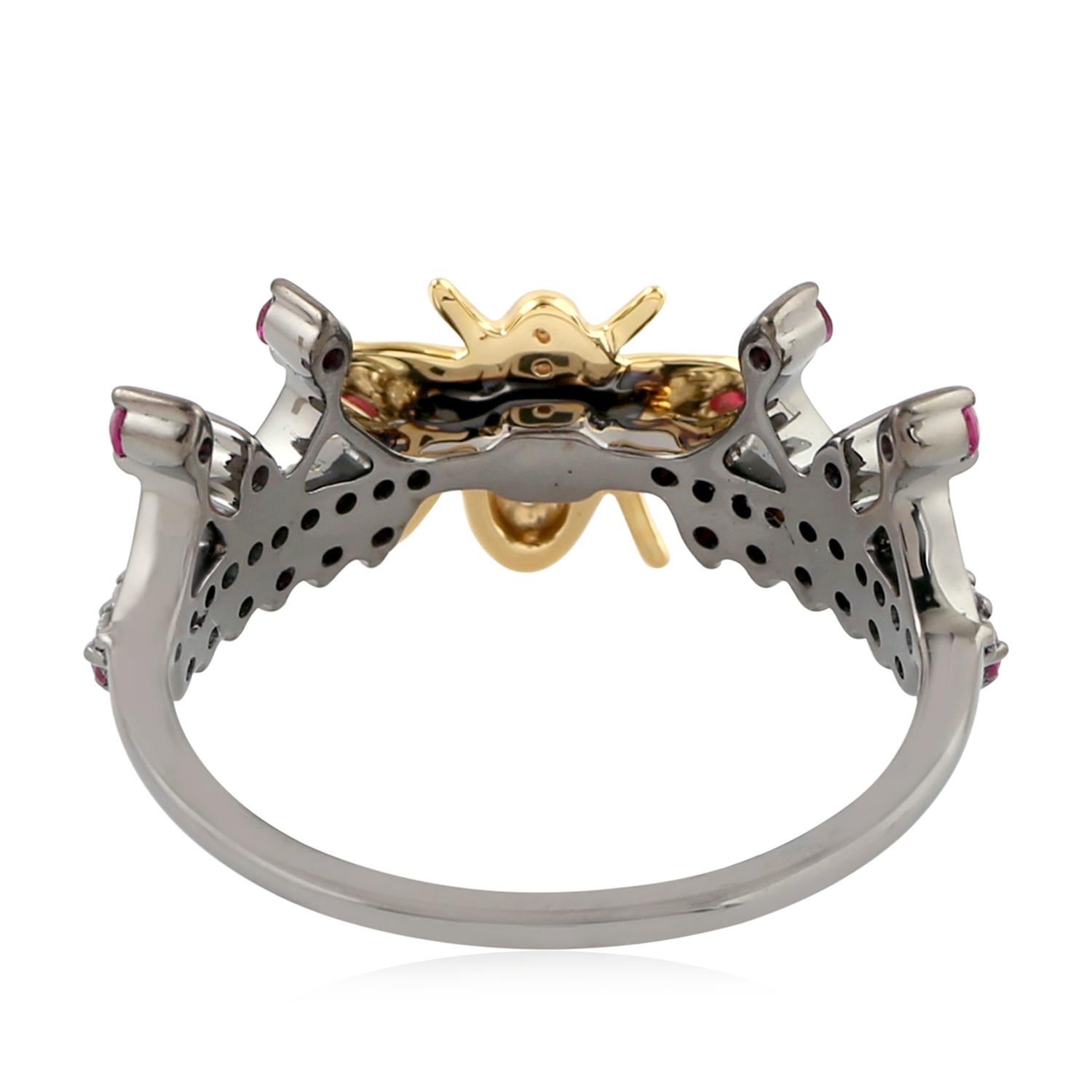 Artisan Ruby & Diamond Figural Ring With Center Housefly Figure Made In 18k Yellow Gold For Sale