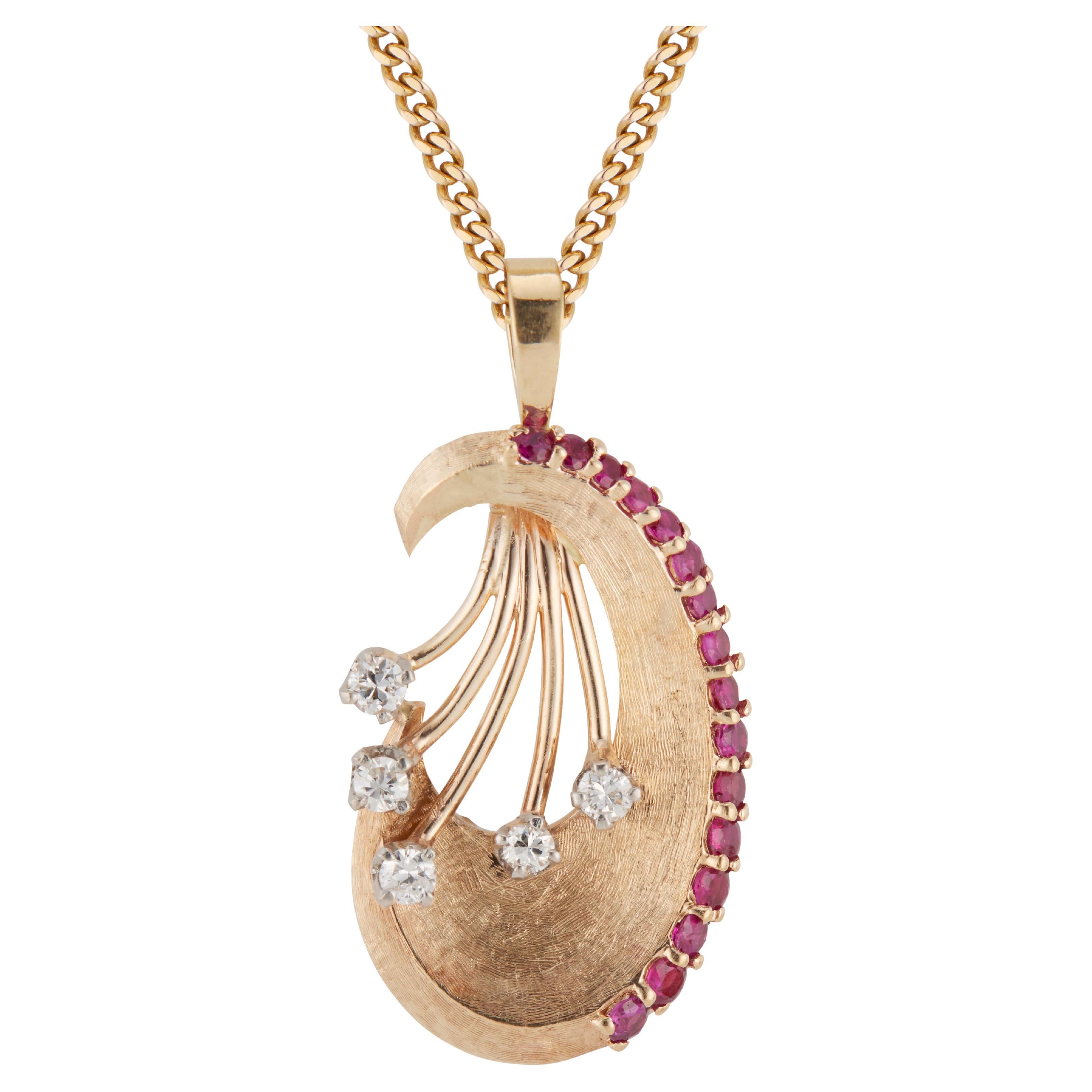 Ruby Diamond Florentine Gold Pendant Necklace For Sale