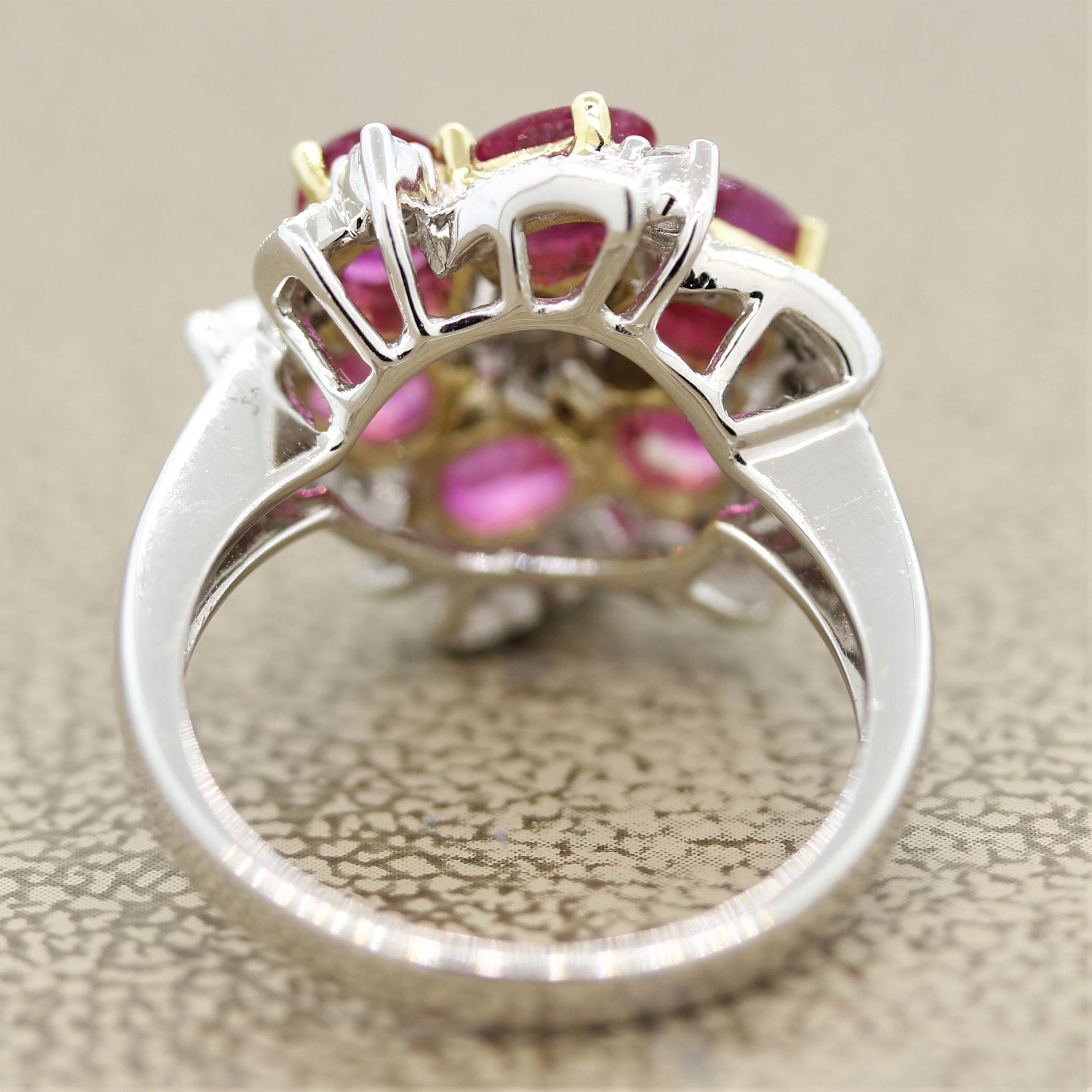 Ruby Diamond Flower Gold Ring In New Condition In Beverly Hills, CA