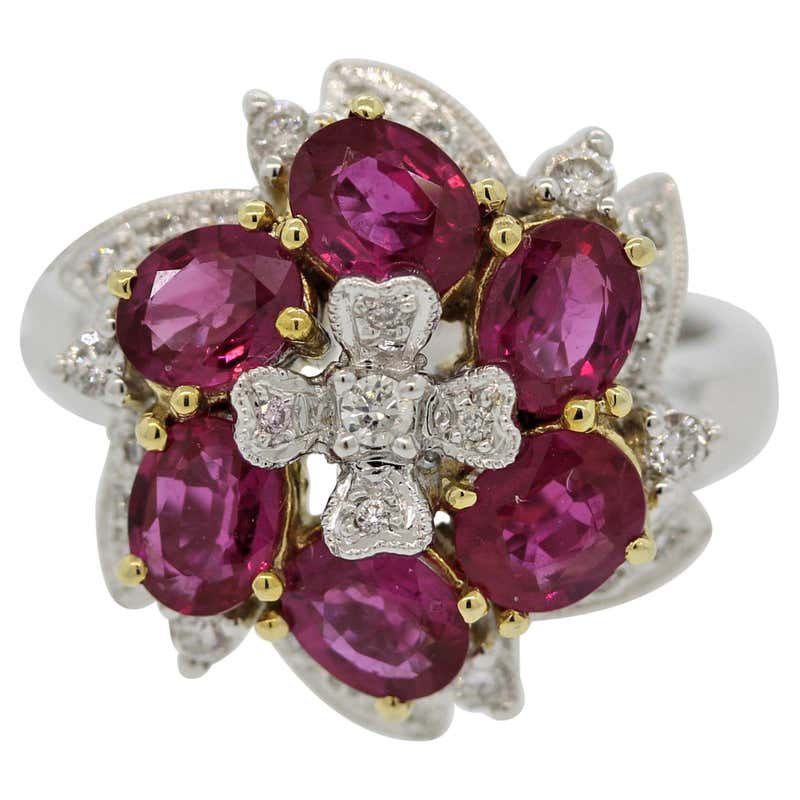 Diamond Tri-Color Gold Flower Ring For Sale at 1stDibs