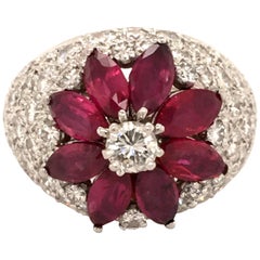 Bague fleur en platine 950 avec rubis et diamants