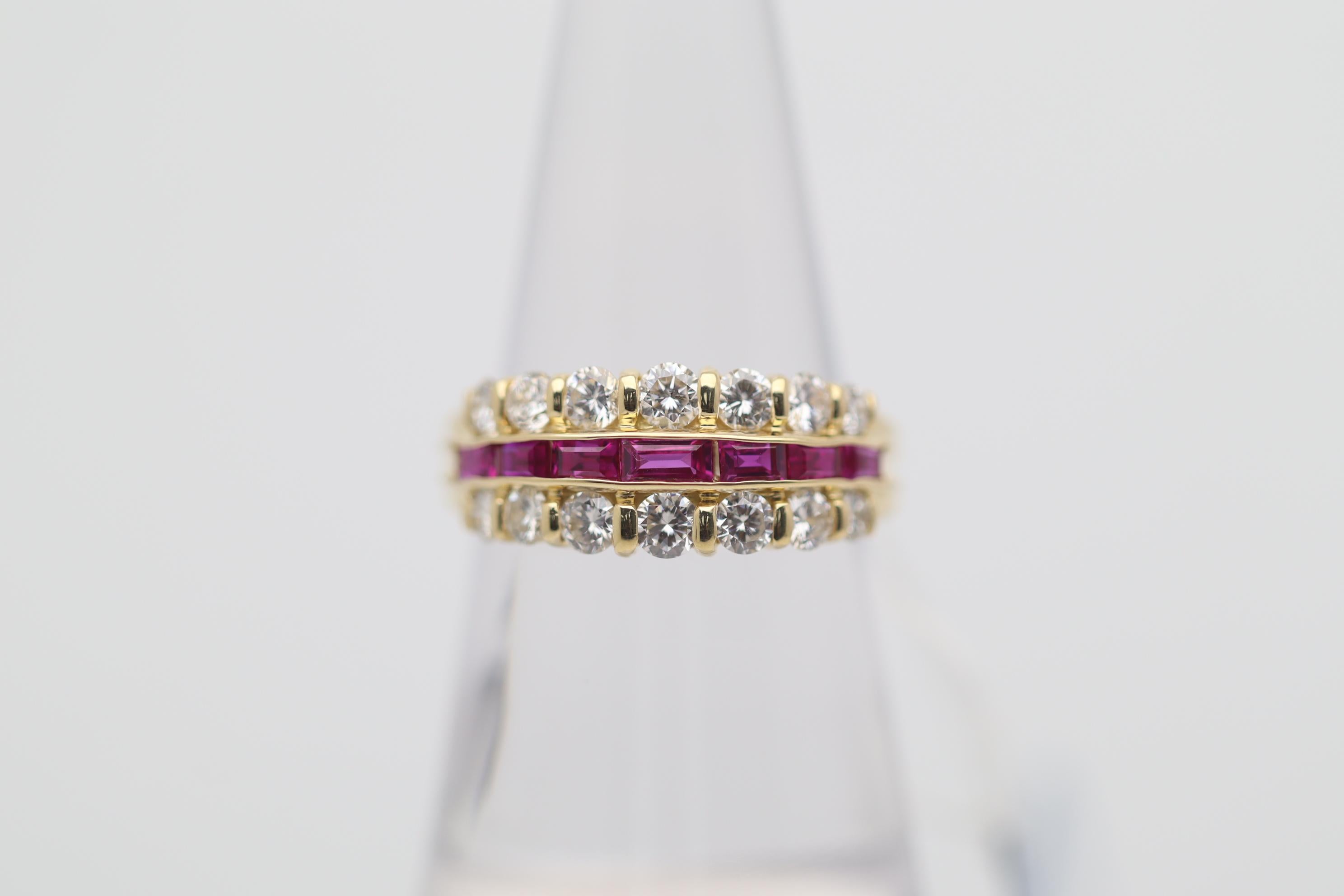 A simple yet elegant ring that can be worn every day! It features two rows of large round brilliant-cut diamonds, weighing a total of 0.86 carats. Between the two rows of diamonds are 7 baguette-cut rubies which have rich bright vivid red colors