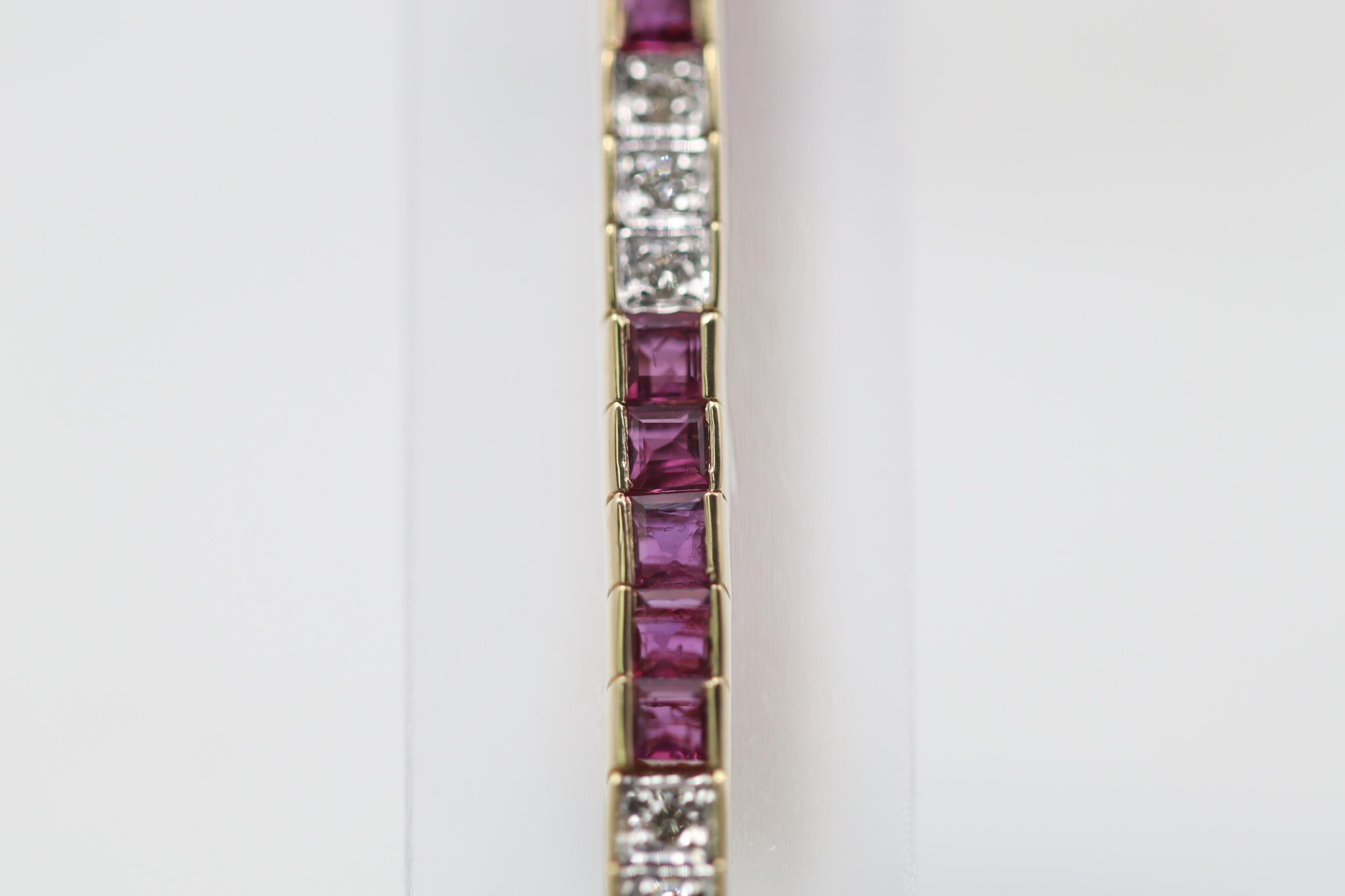 Ruby Diamond Gold Line Tennis Bracelet In New Condition For Sale In Beverly Hills, CA